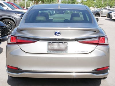 2021 Lexus ES 300h 300h