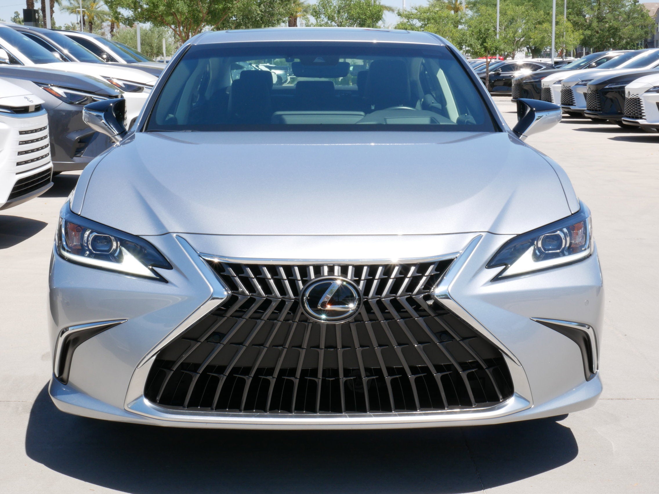 2025 Lexus ES 300h ES 300h