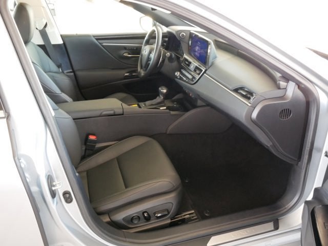 2025 Lexus ES 300h ES 300h