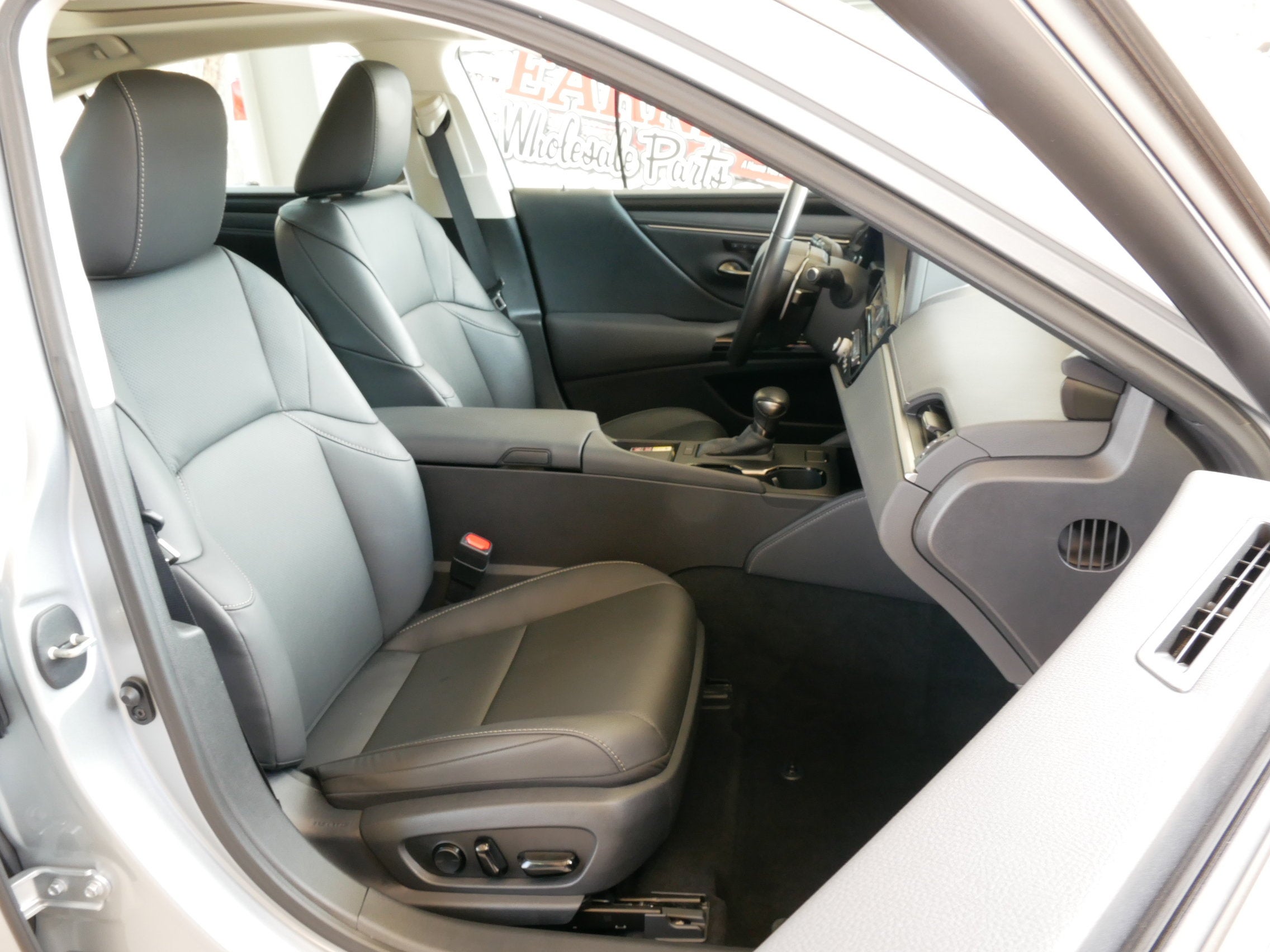 2025 Lexus ES 350 350