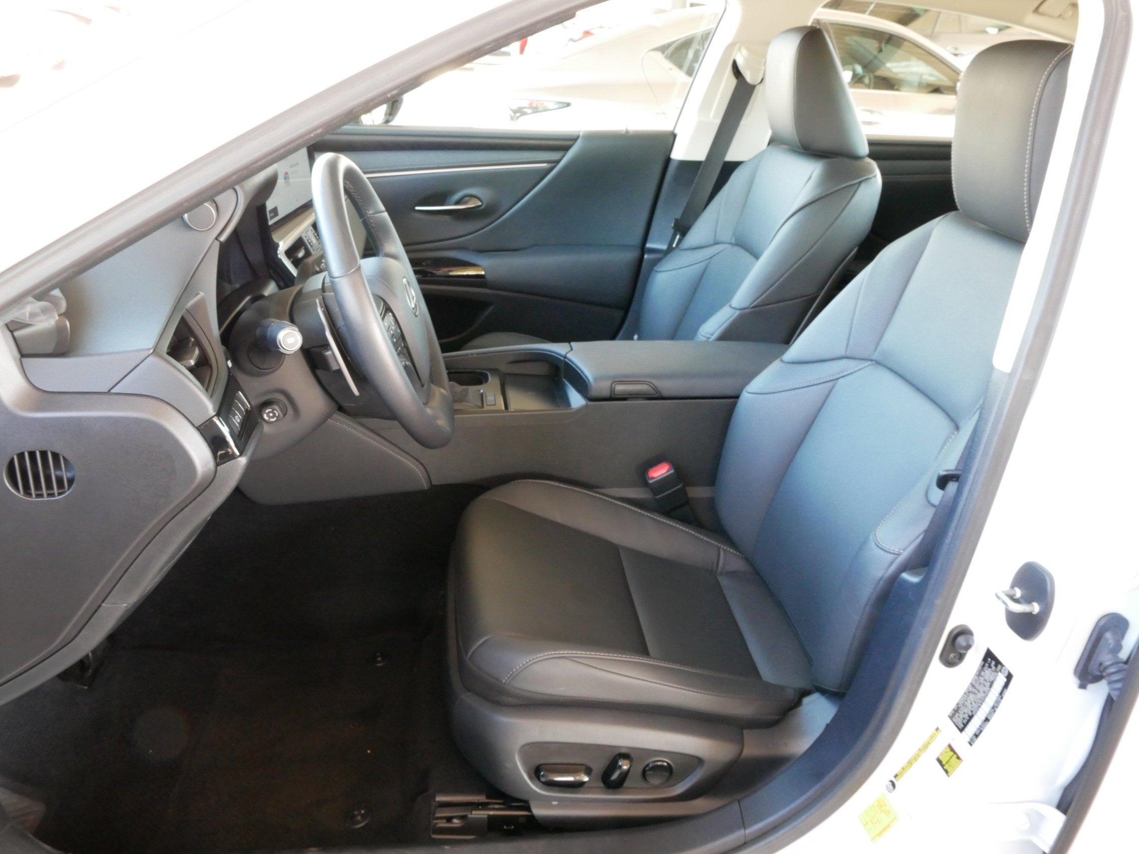 2025 Lexus ES 350 350