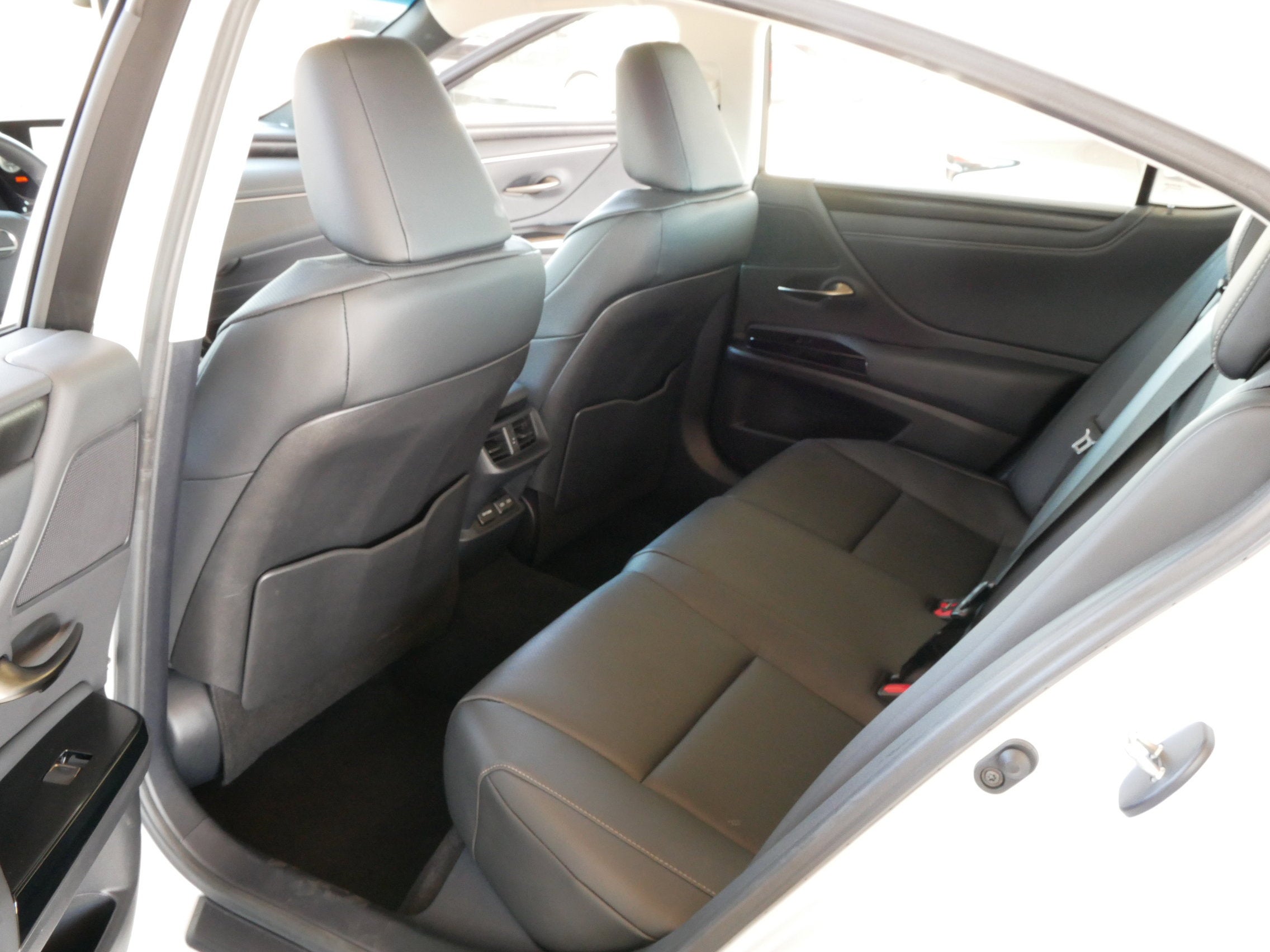 2025 Lexus ES 350 350