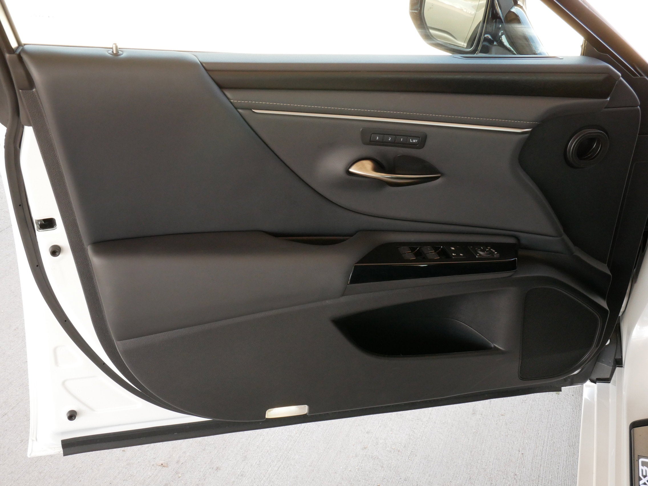 2025 Lexus ES 350 350