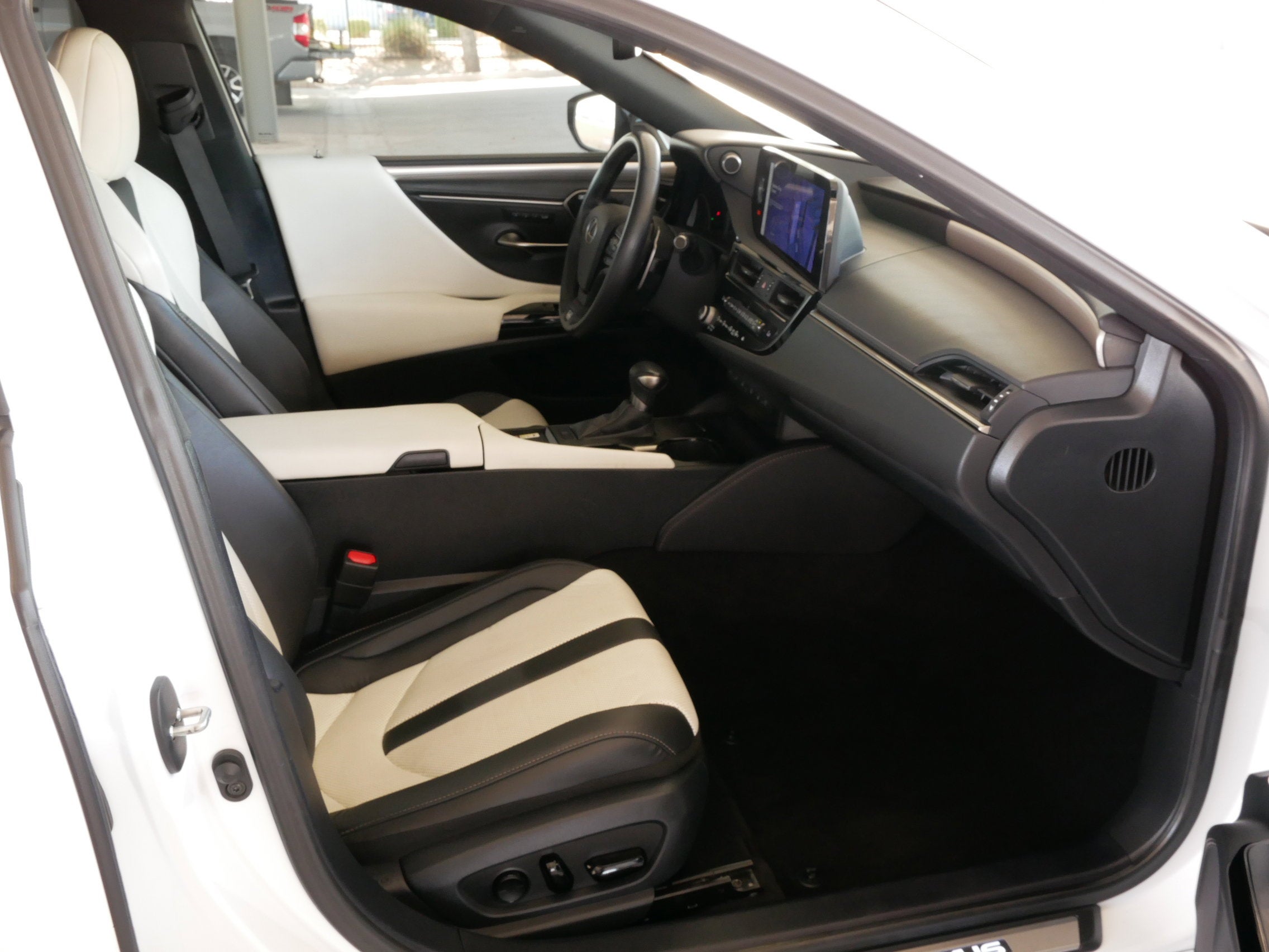 2024 Lexus ES 350 F SPORT HANDLING