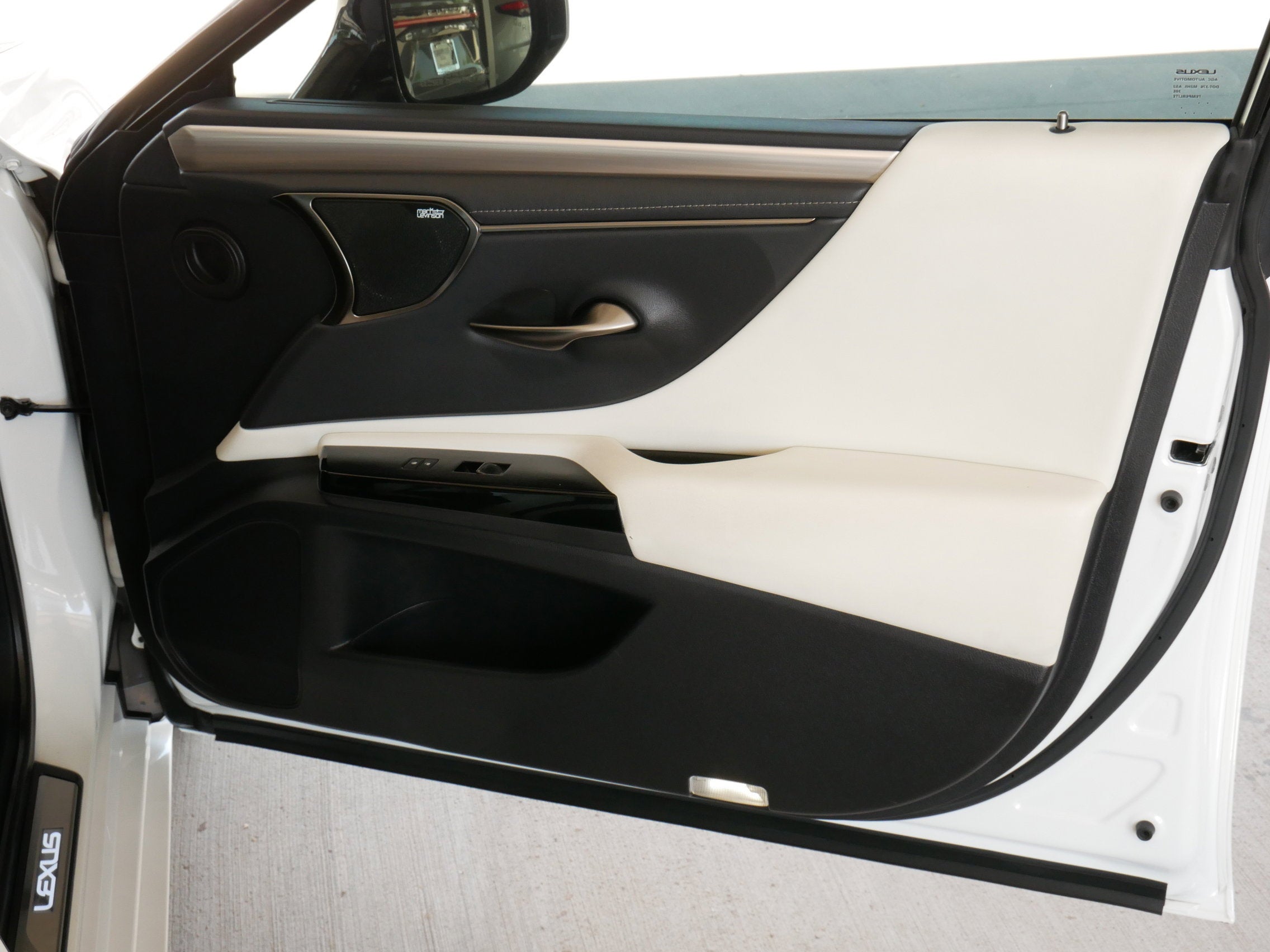 2024 Lexus ES 350 F SPORT HANDLING