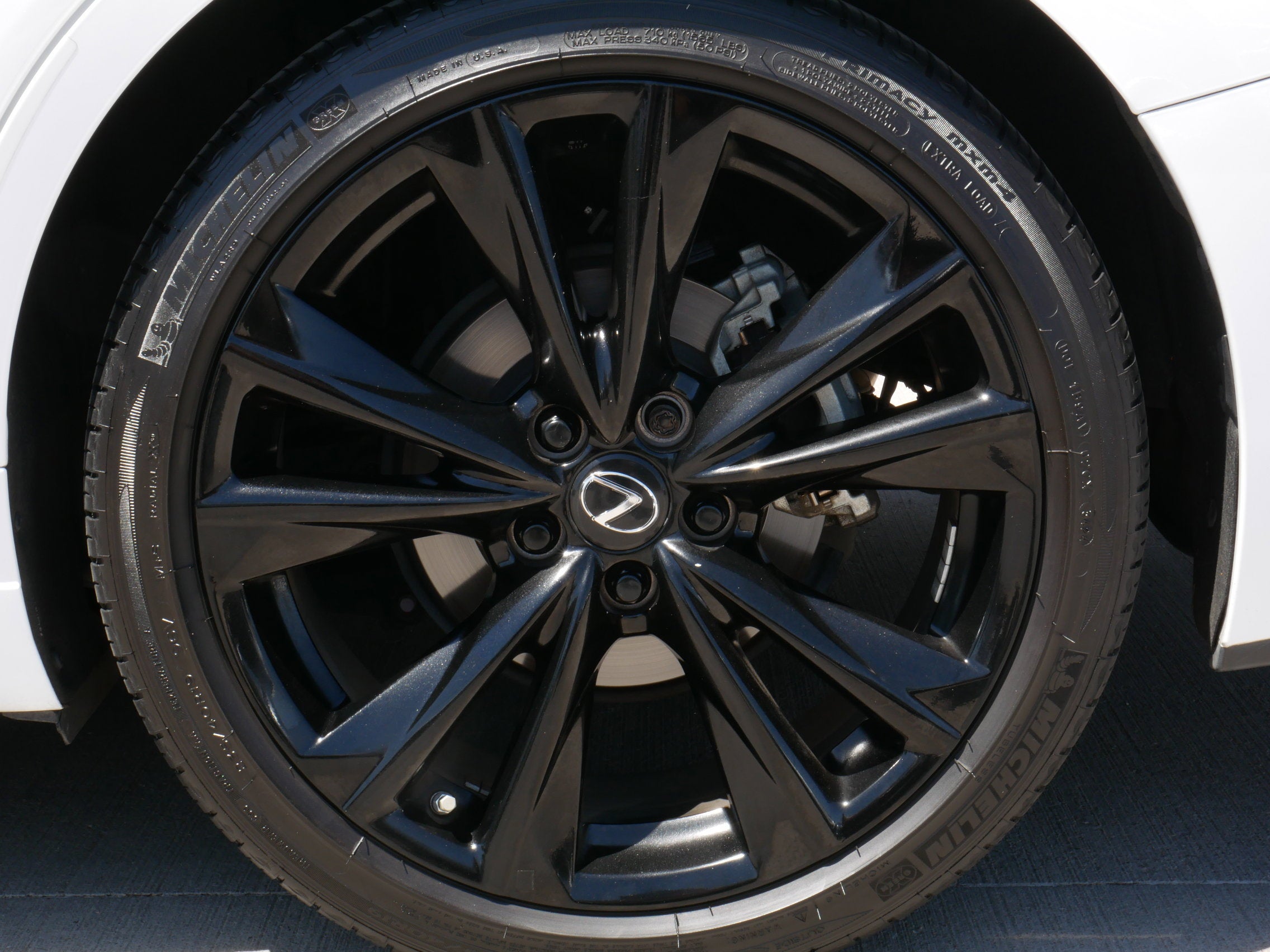 2024 Lexus ES 350 F SPORT HANDLING
