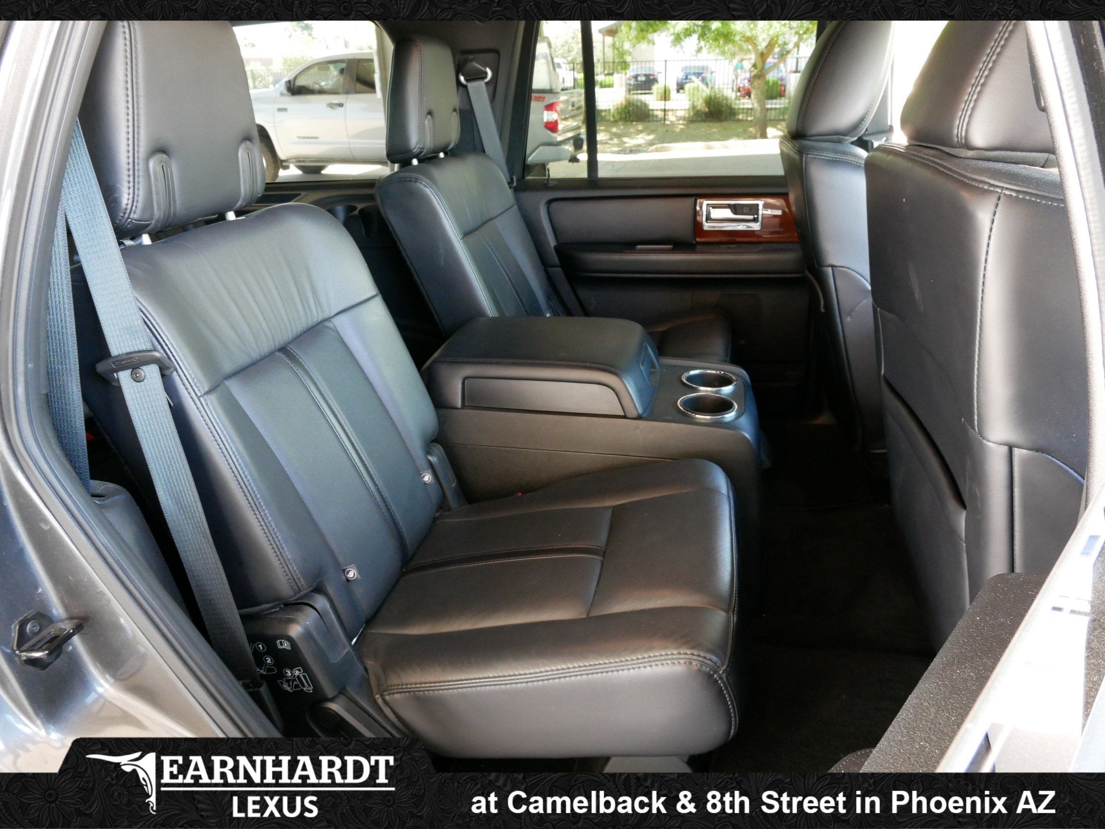 2016 Lincoln Navigator Select