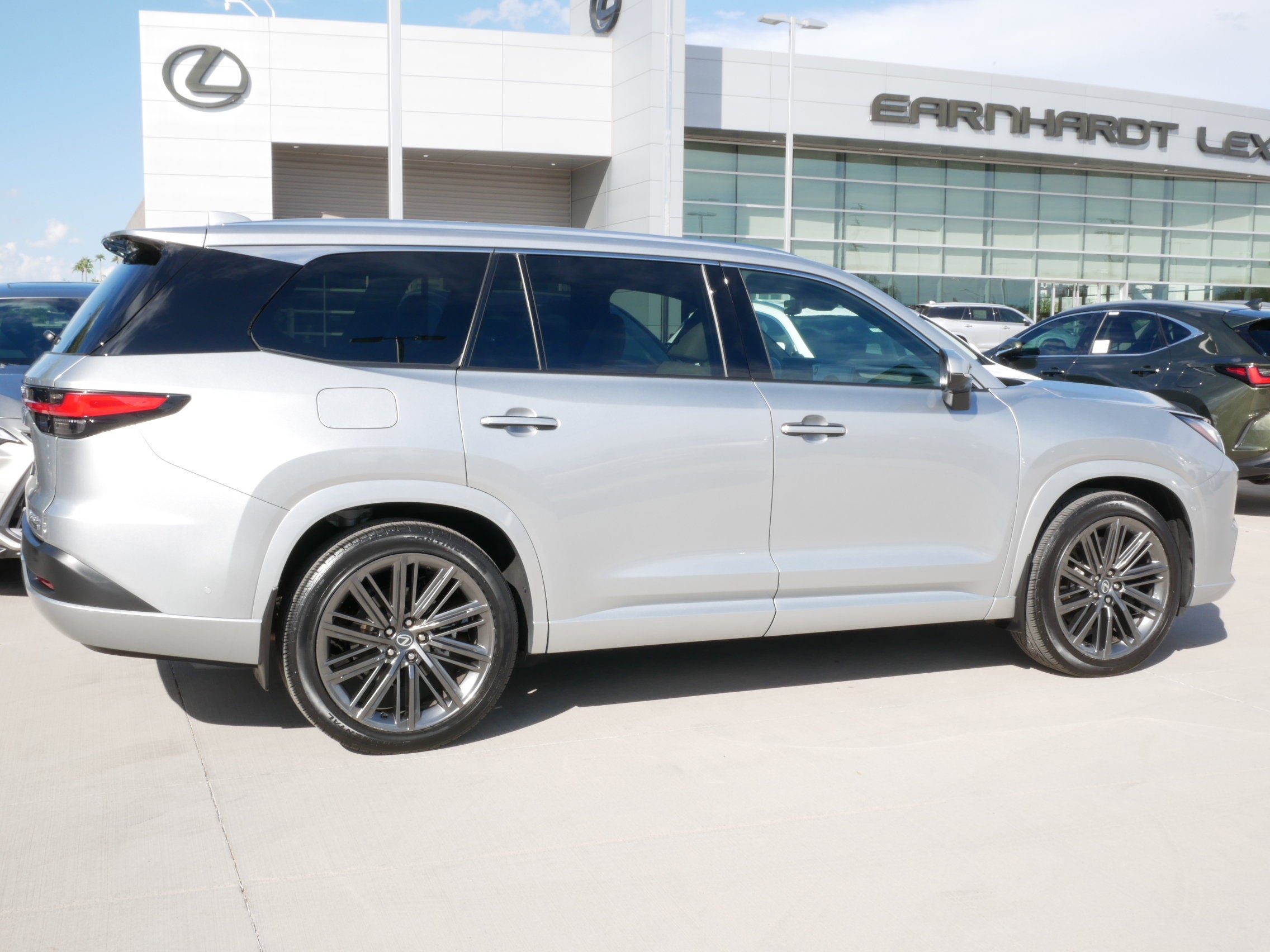 2026 Lexus TX 550h PLUS LUXURY AWD