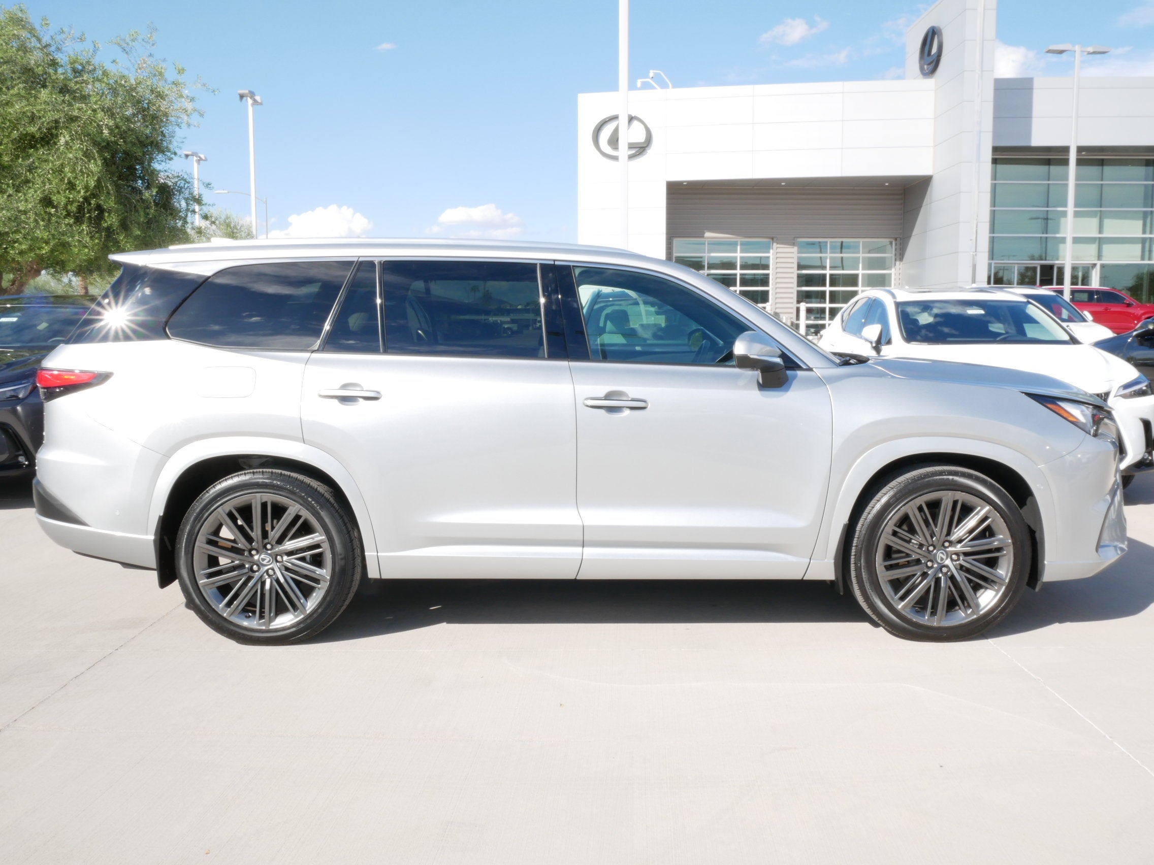 2026 Lexus TX 550h PLUS LUXURY AWD