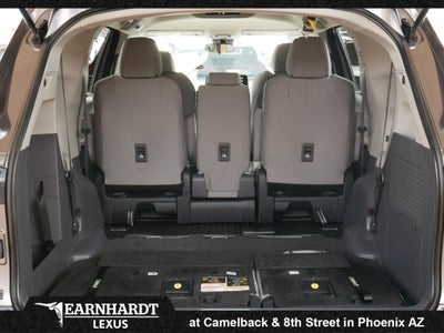 2023 Toyota Sienna LE