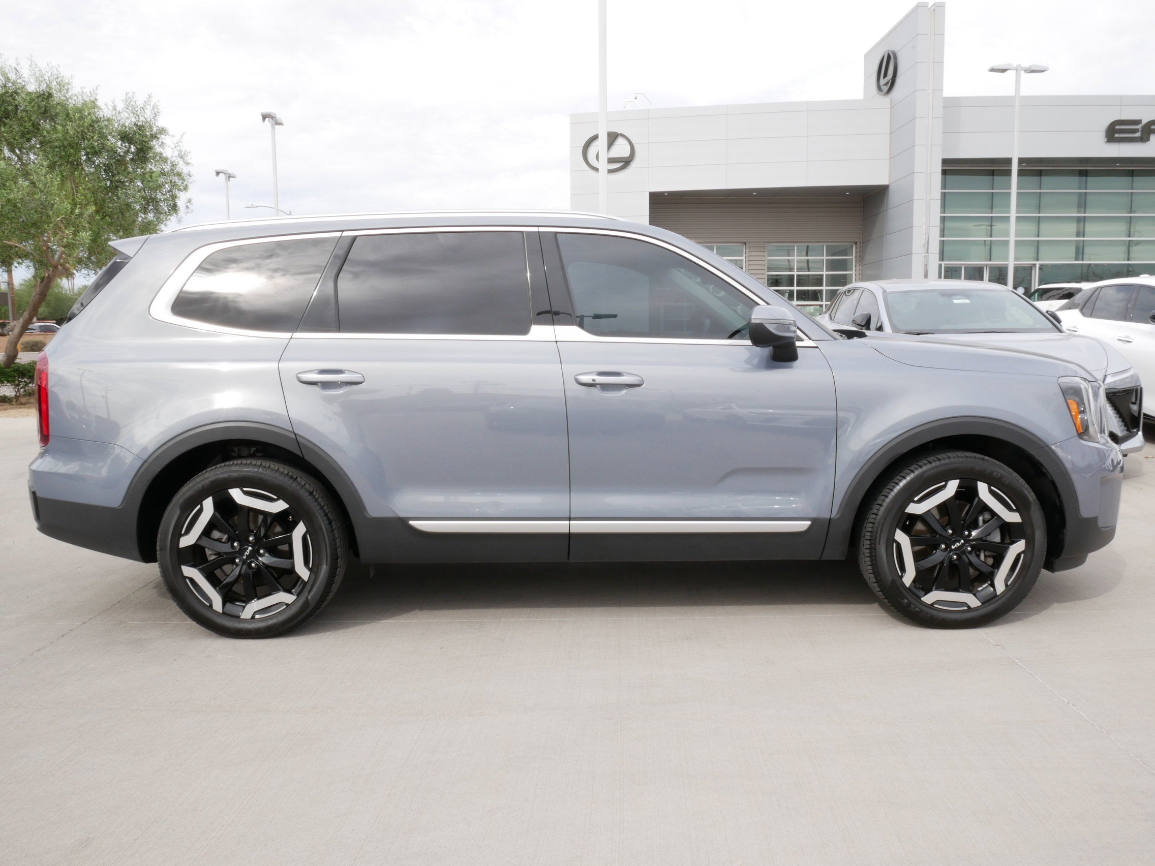 2023 Kia Telluride S