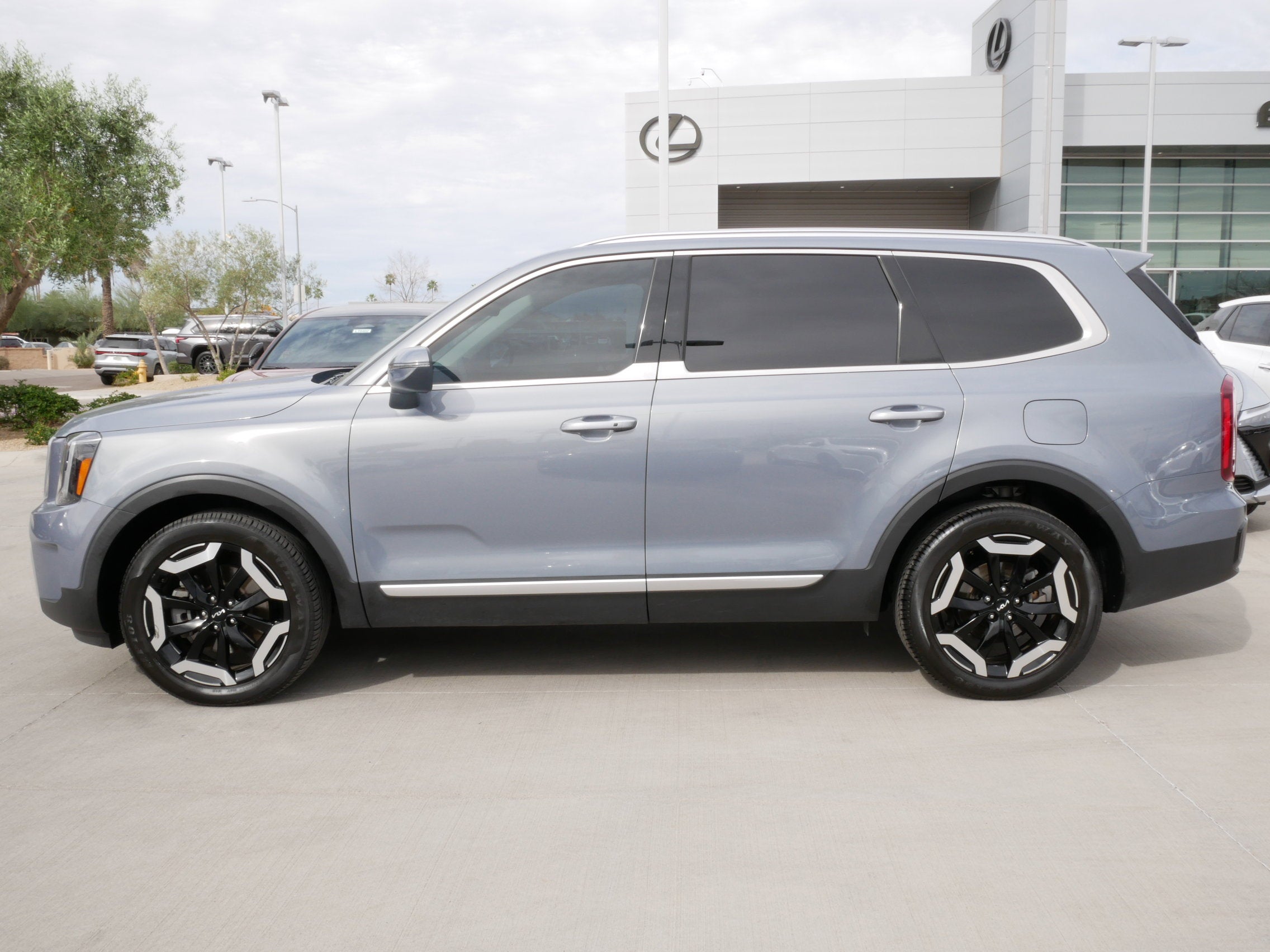 2023 Kia Telluride S