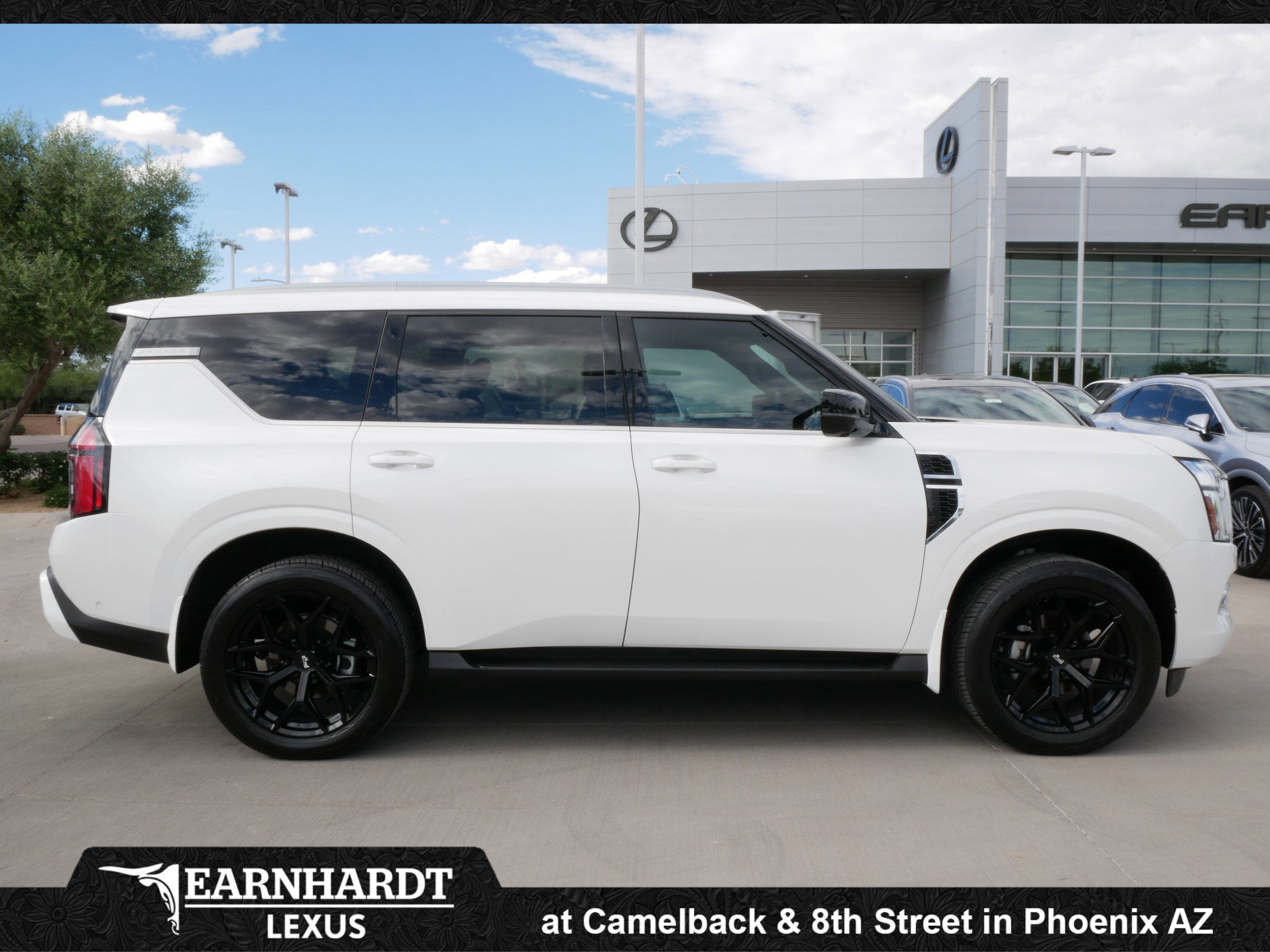 2025 Nissan Armada SL