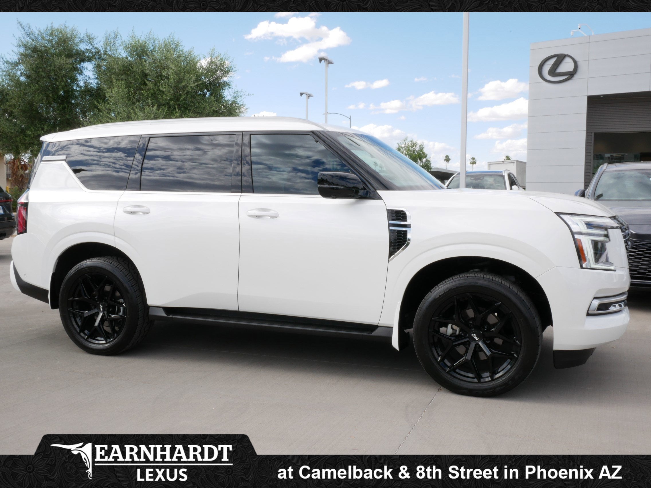 2025 Nissan Armada SL