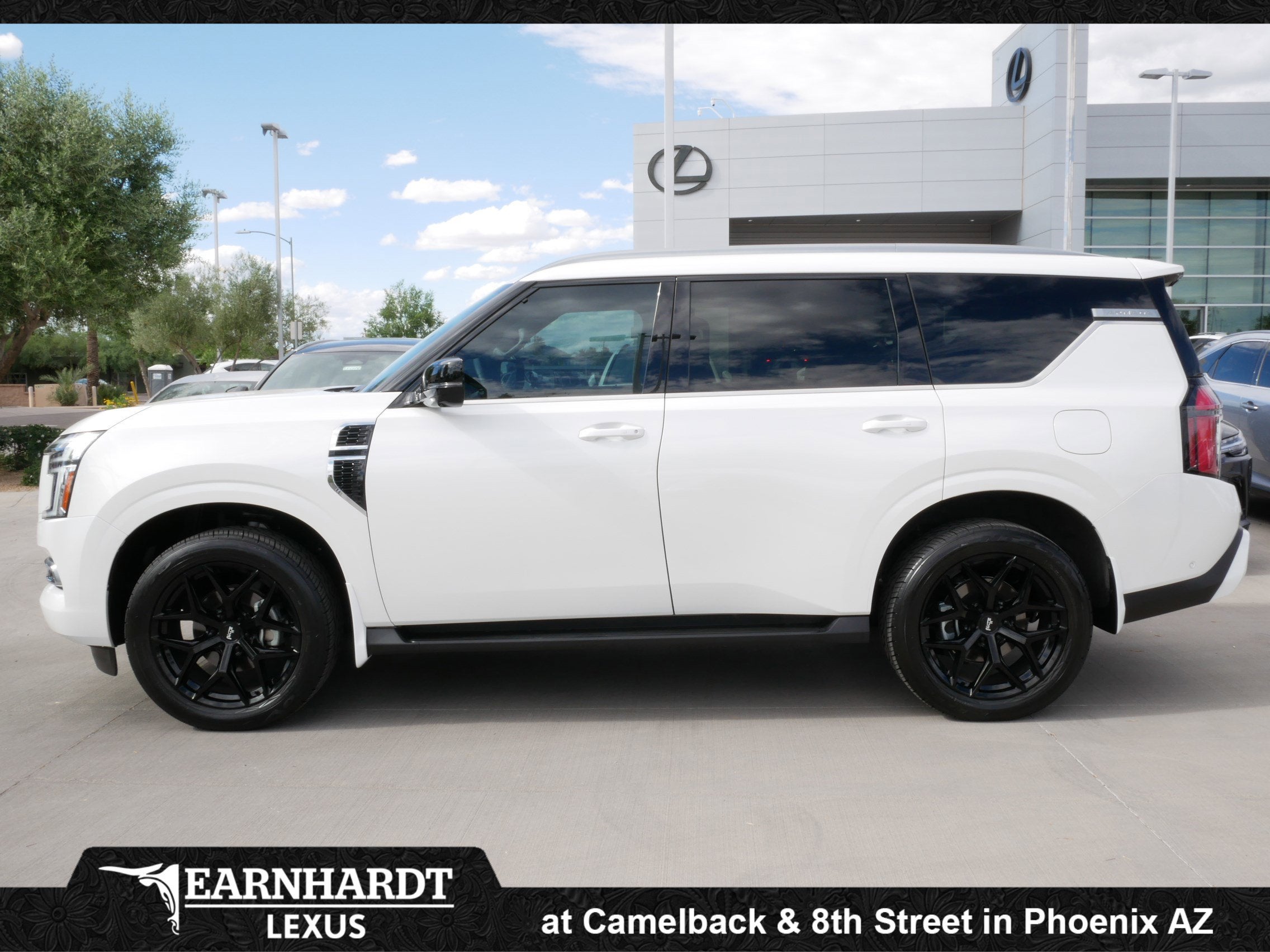 2025 Nissan Armada SL
