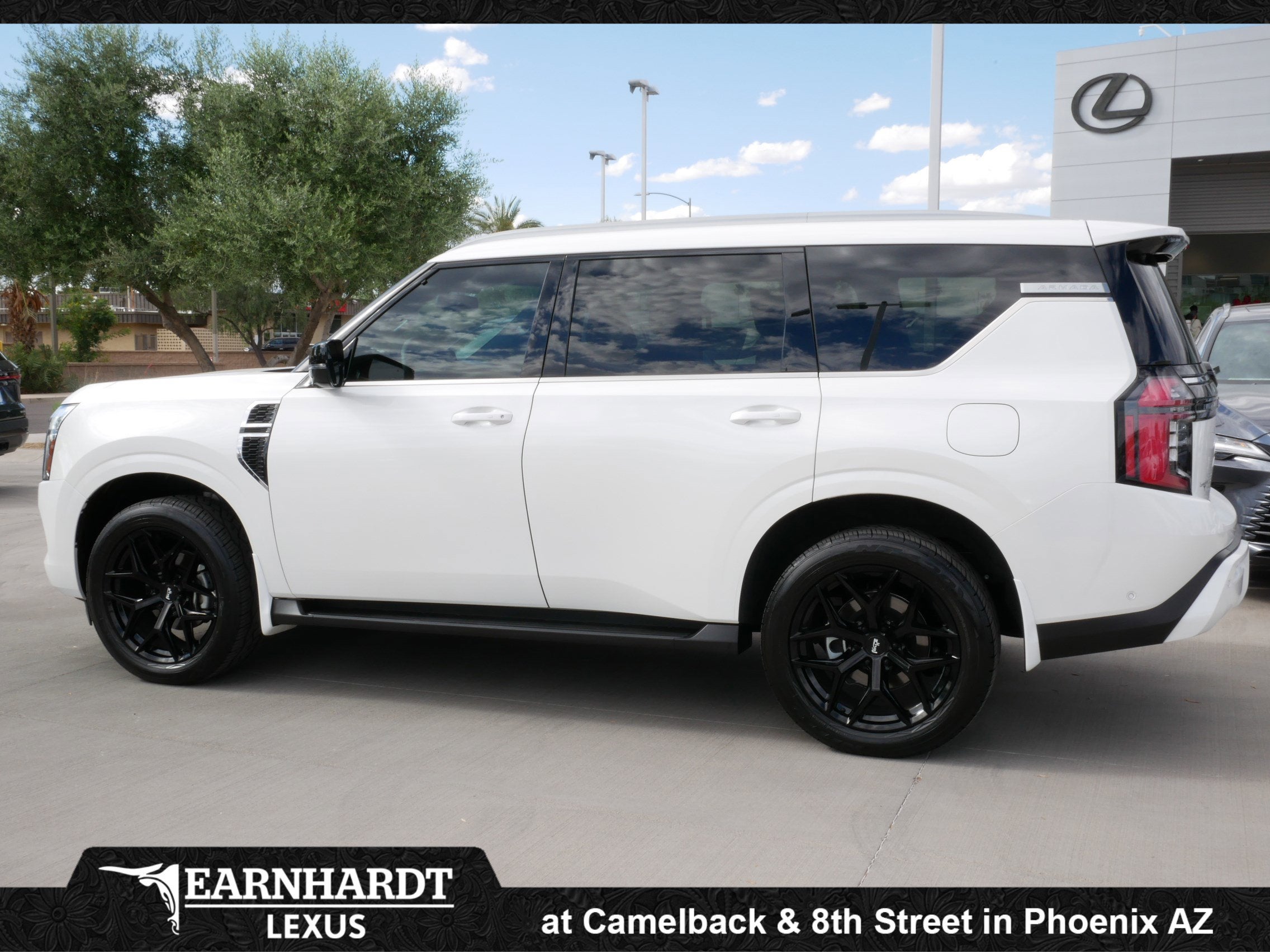 2025 Nissan Armada SL