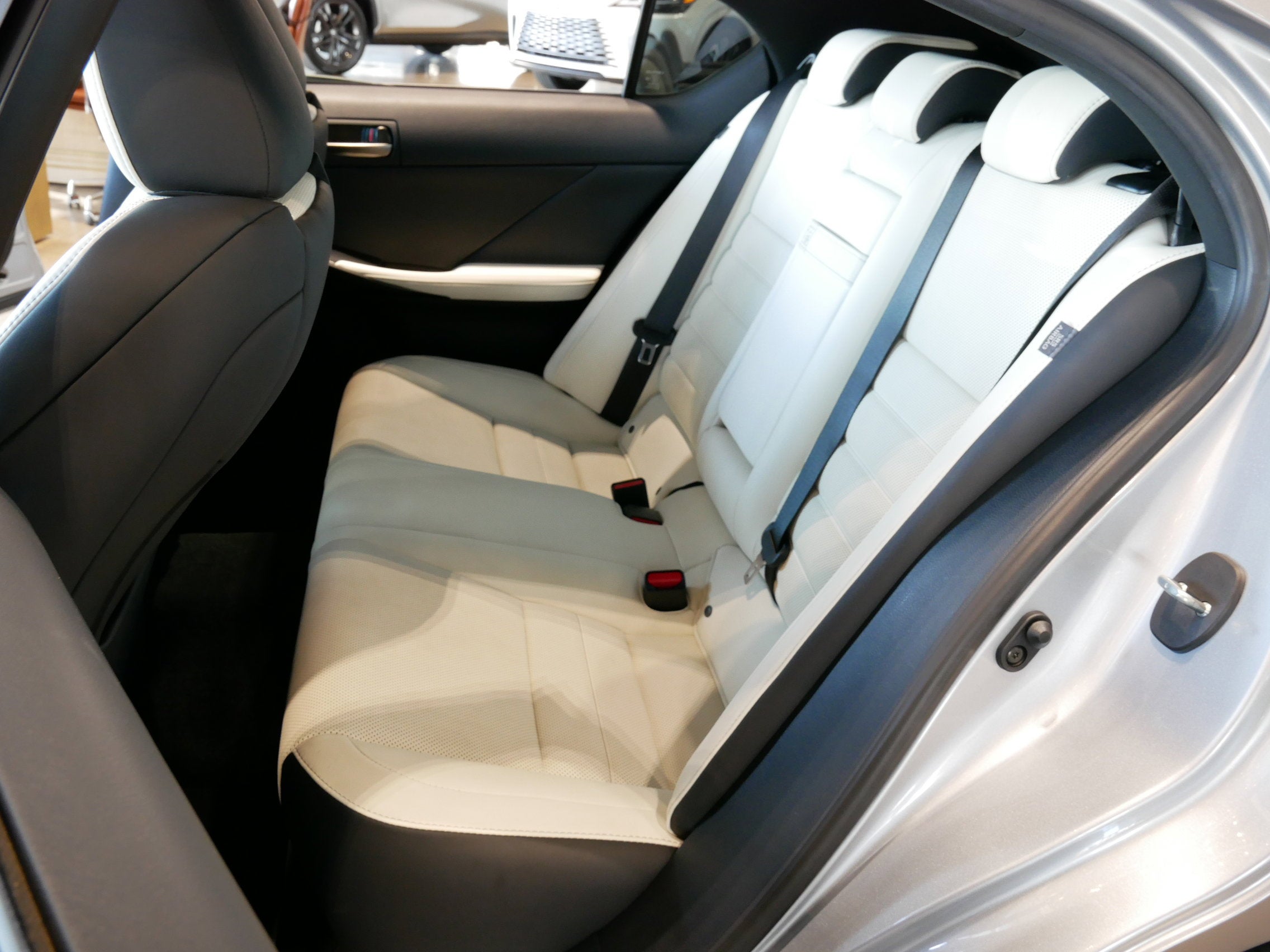 2023 Lexus IS FSPORT