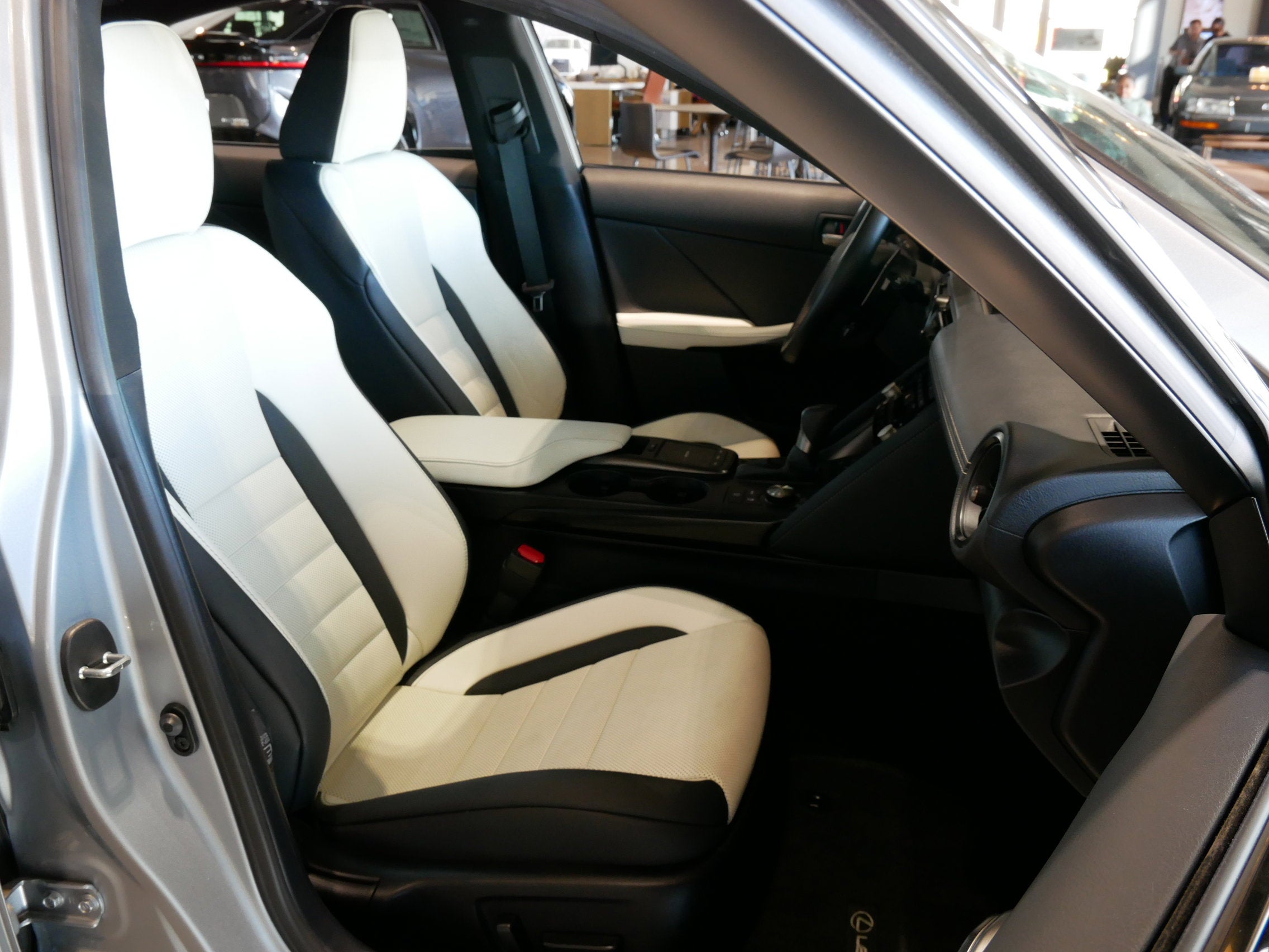 2023 Lexus IS FSPORT