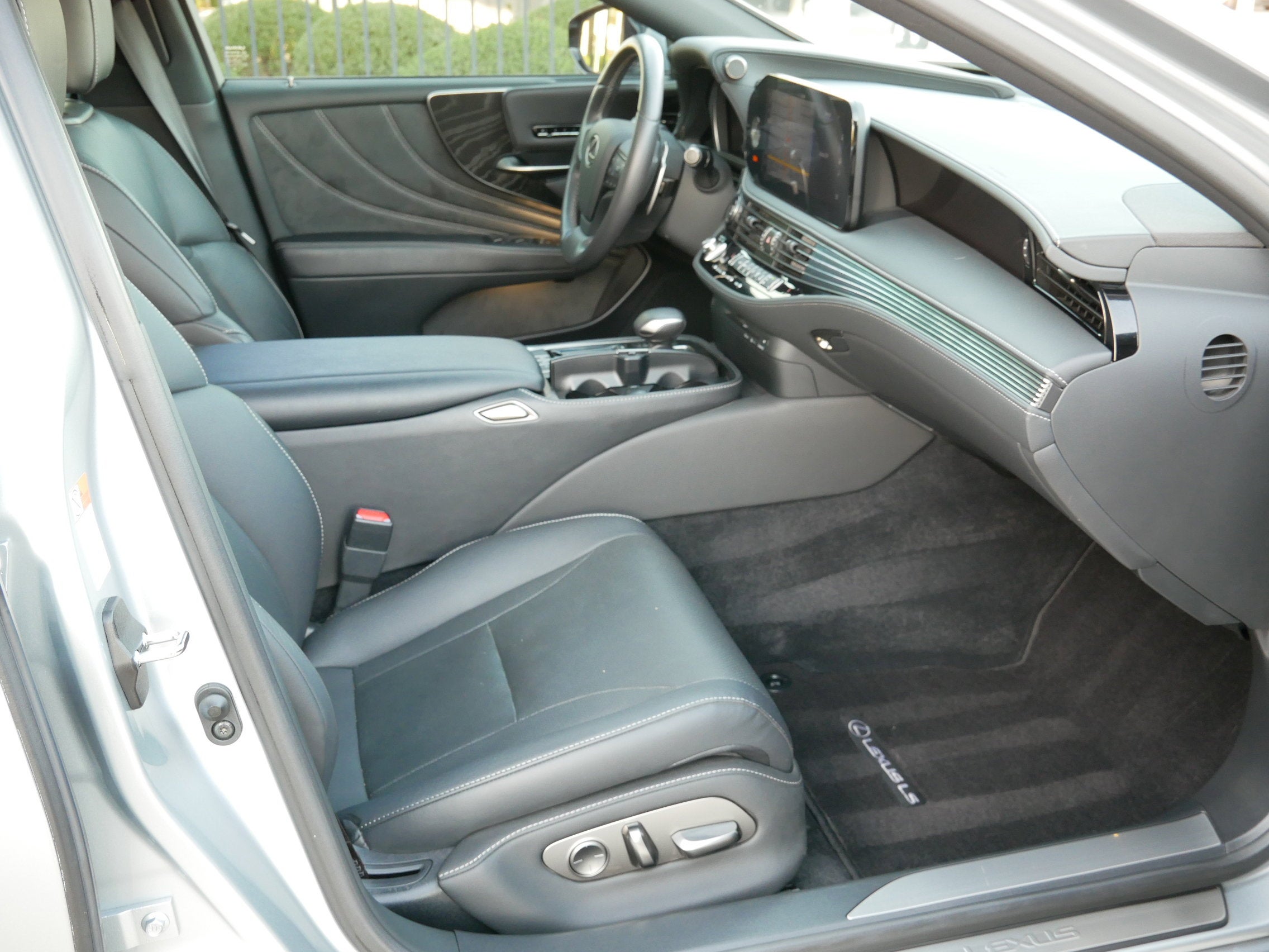 2022 Lexus LS 500 500