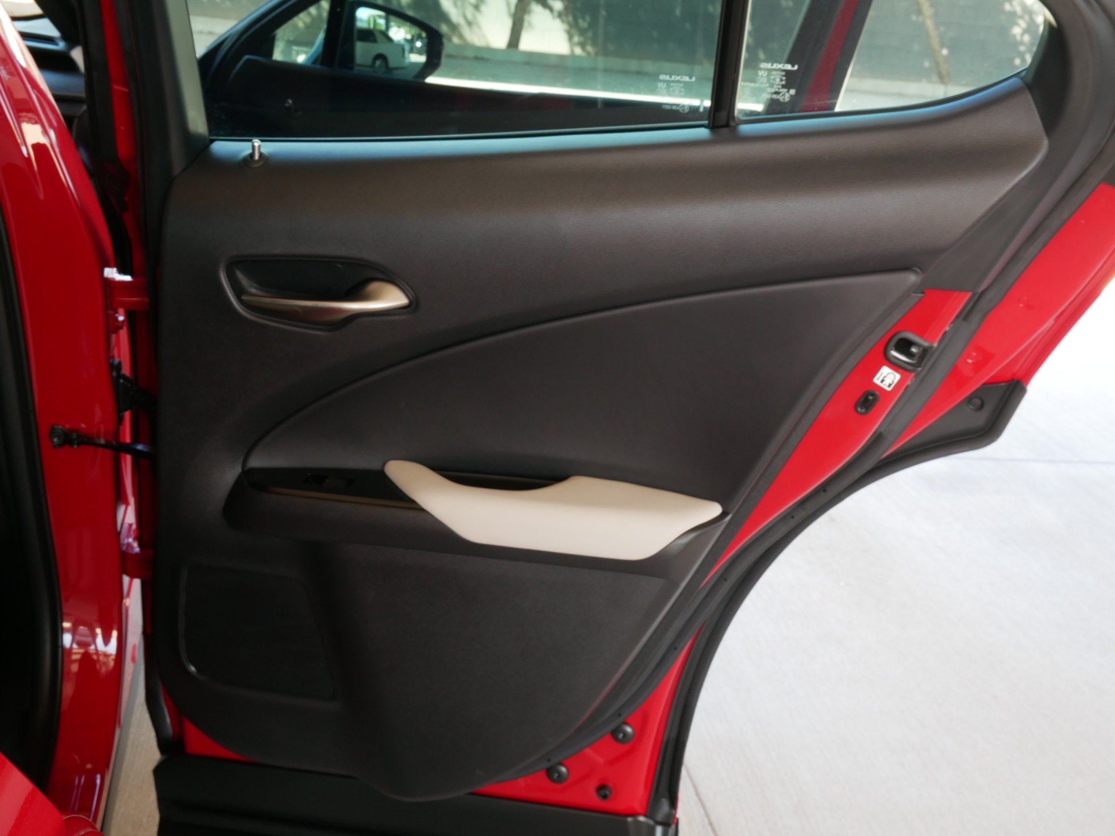 2024 Lexus UX 250h Premium