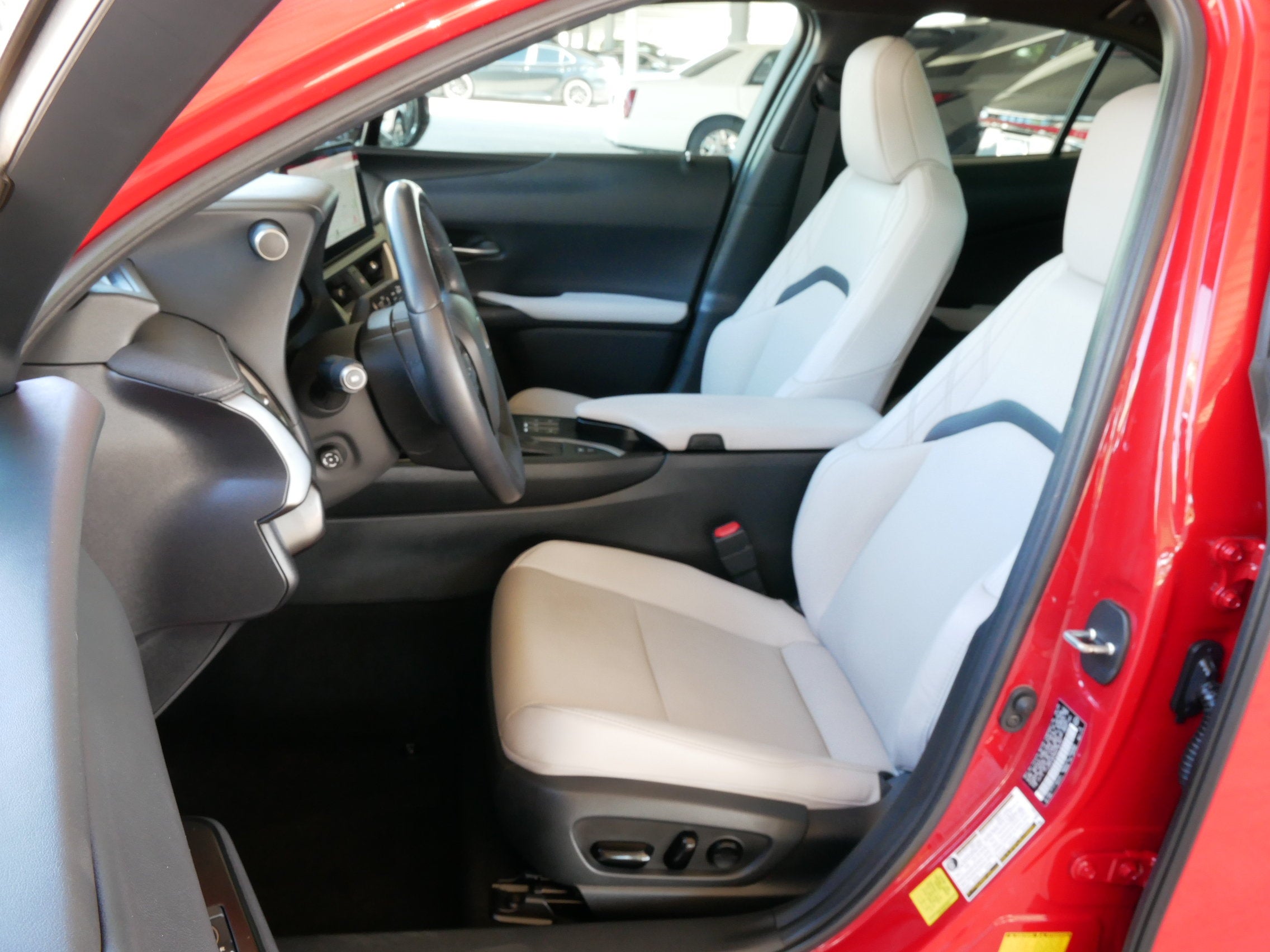 2024 Lexus UX 250h Premium