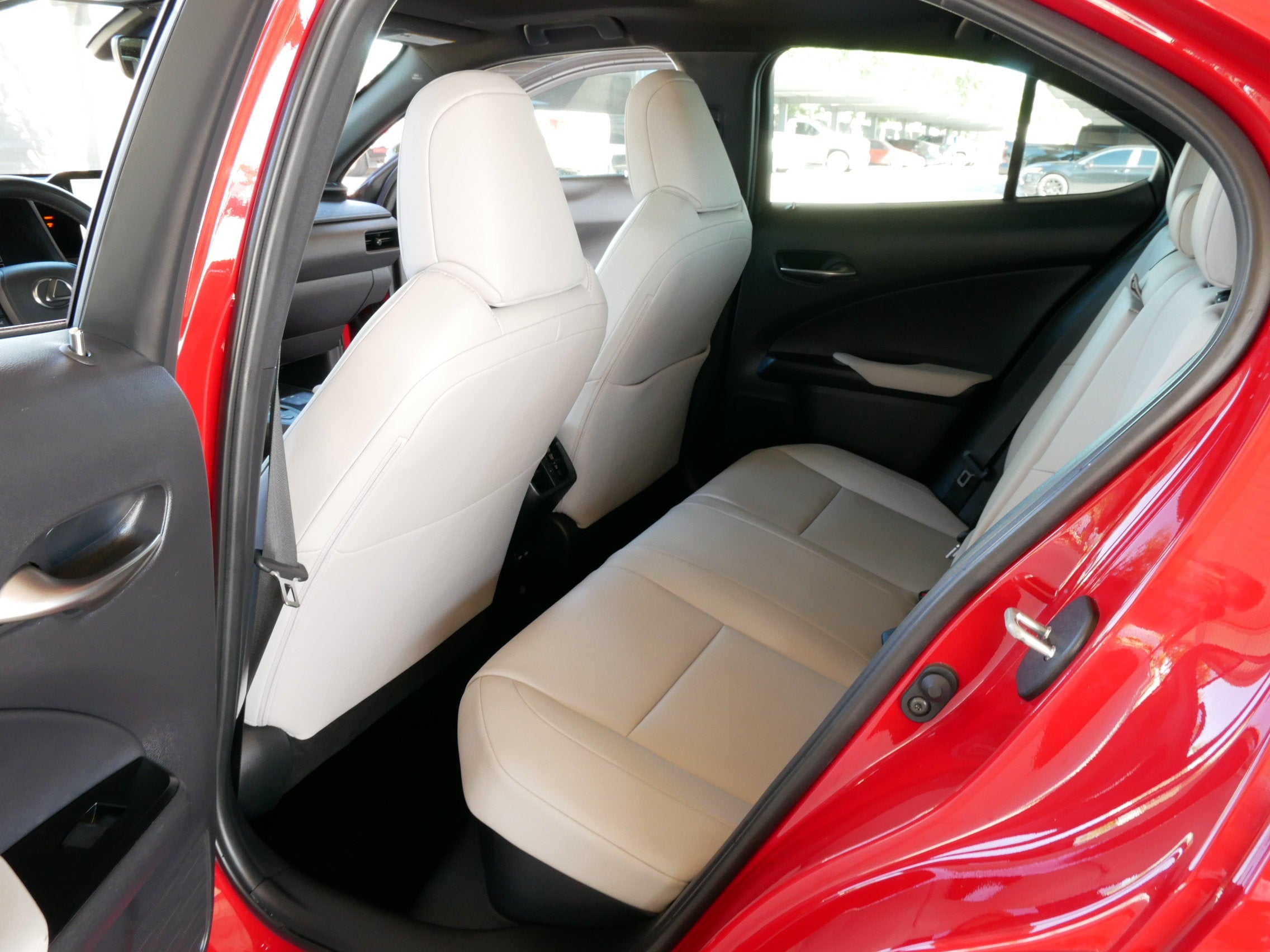 2024 Lexus UX 250h Premium
