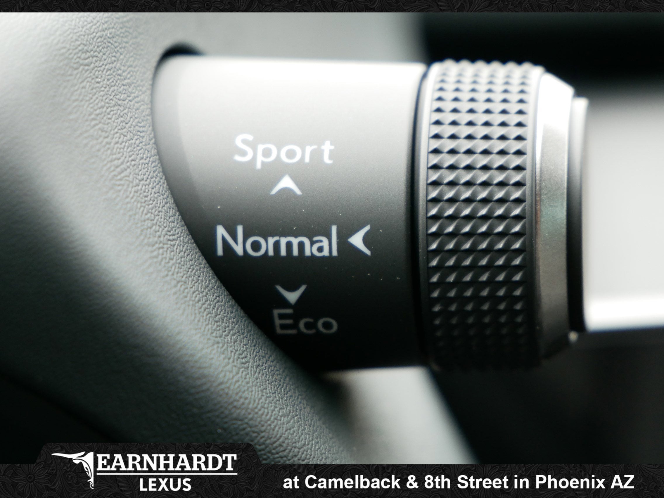 2026 Lexus UX 300h F SPORT Design