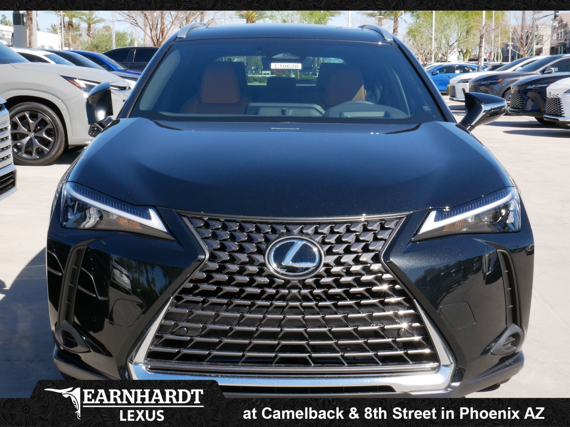 2026 Lexus UX 300h PREMIUM AWD
