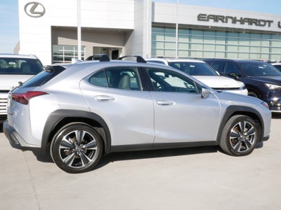 2025 Lexus UX 300h 300h