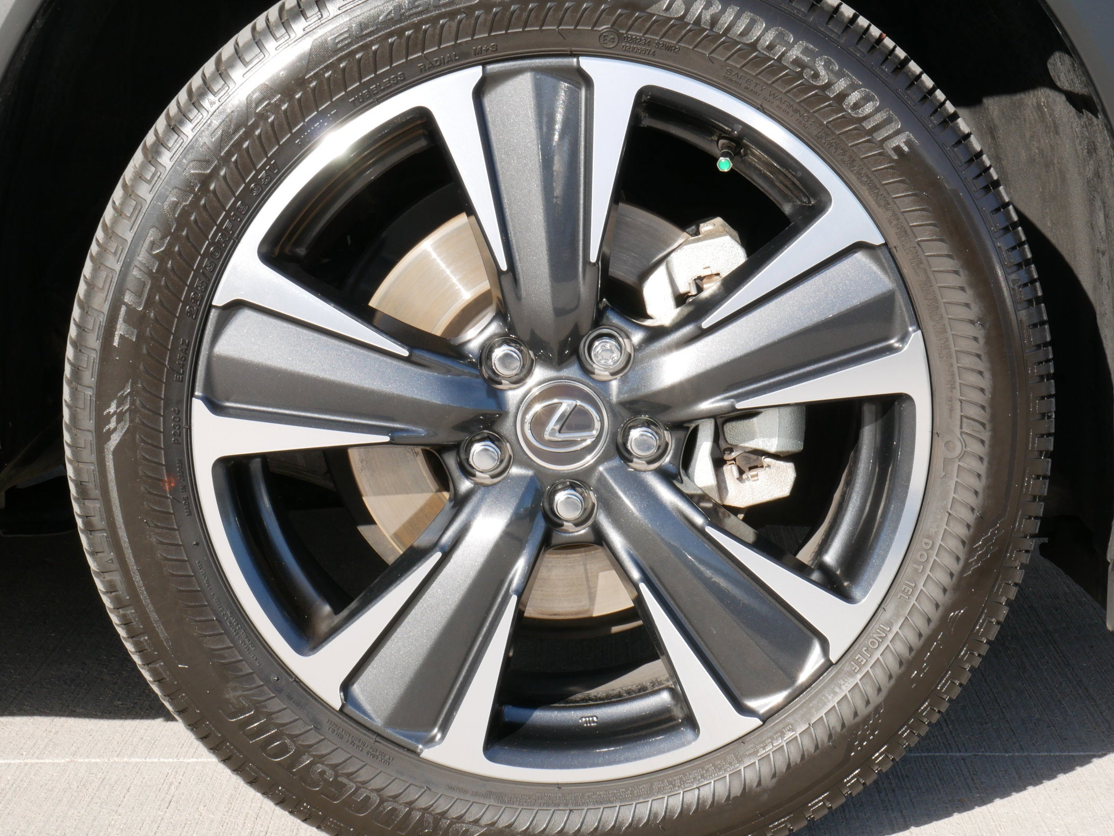 2025 Lexus UX 300h 300h