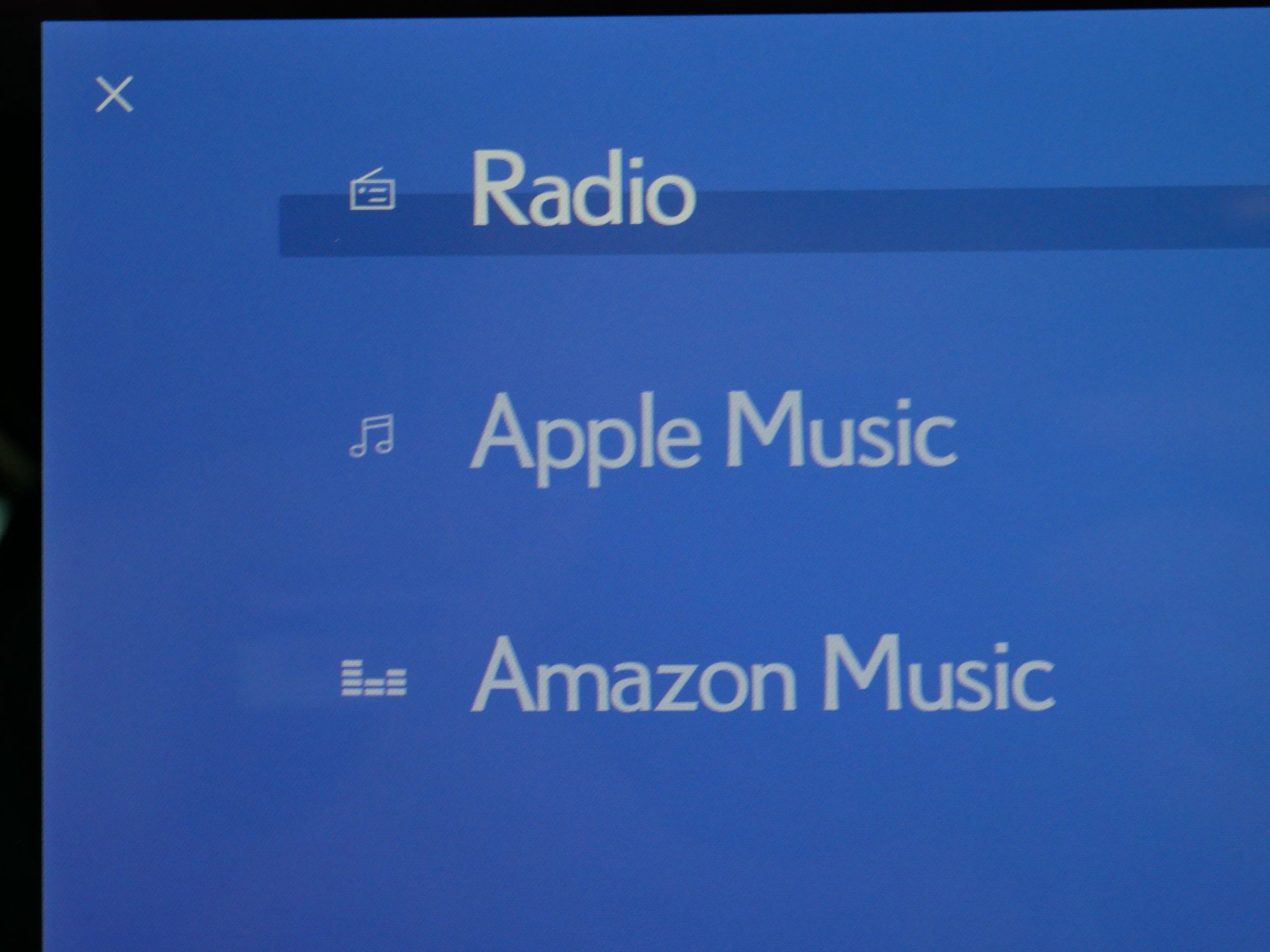 2025 Lexus UX 300h 300h