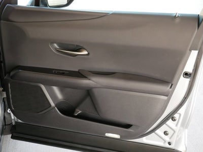 2025 Lexus UX 300h 300h