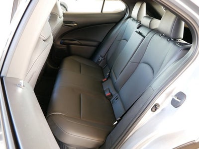 2025 Lexus UX 300h 300h