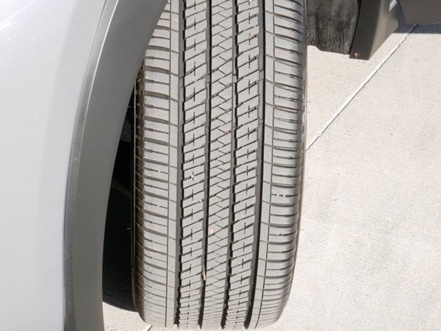 2025 Lexus UX 300h 300h