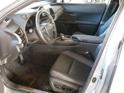 2025 Lexus UX 300h 300h