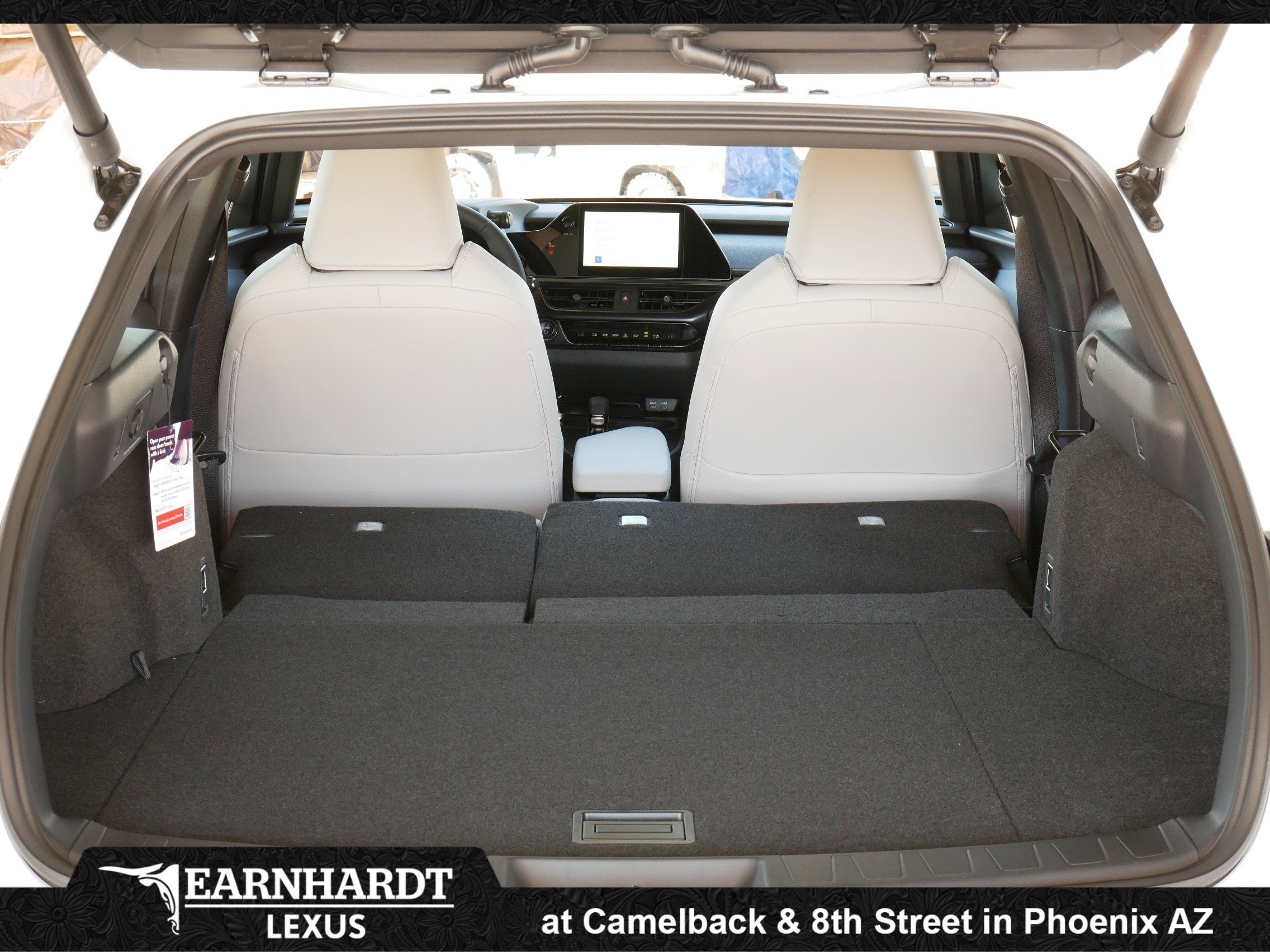 2026 Lexus UX 300h 300h