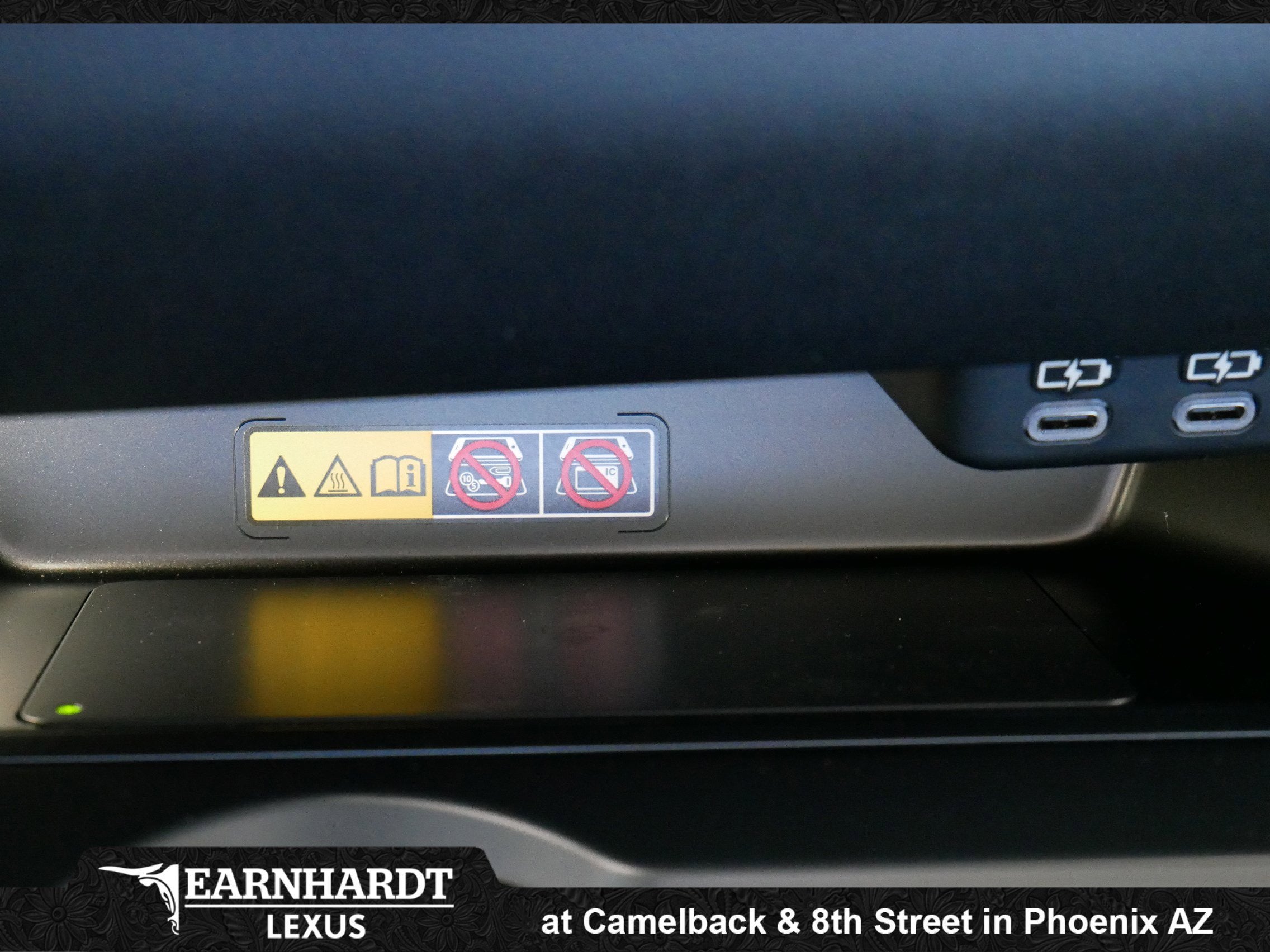 2026 Lexus UX 300h 300h