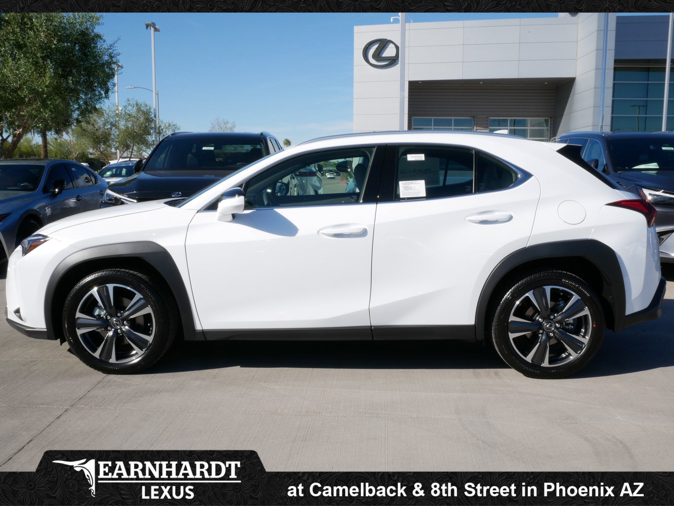 2026 Lexus UX 300h 300h