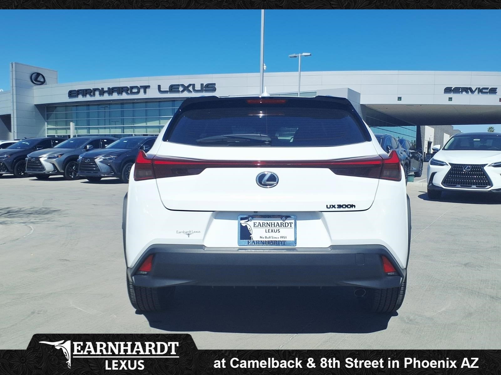 2026 Lexus UX 300h 300h