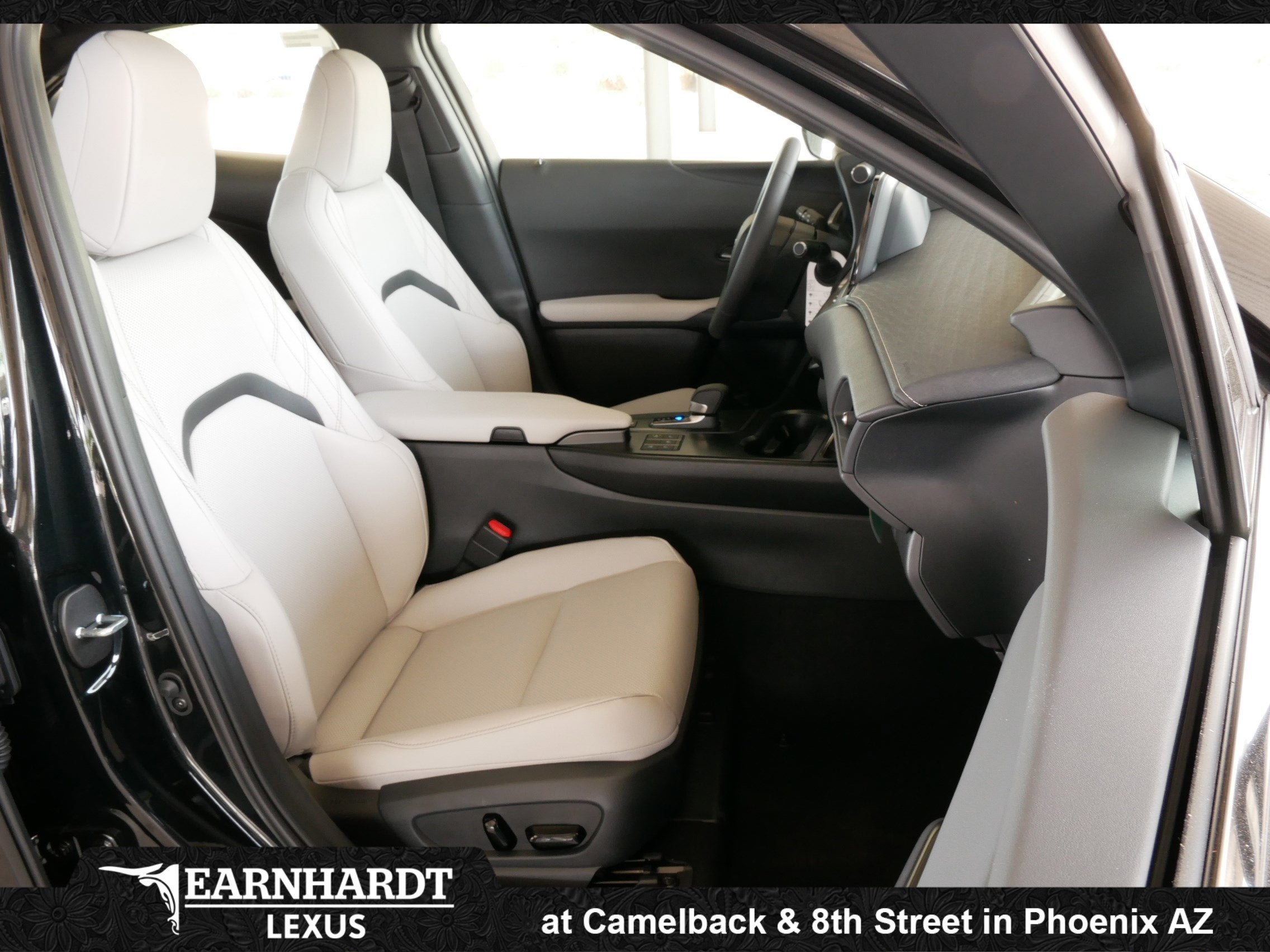 2026 Lexus UX 300h PREMIUM