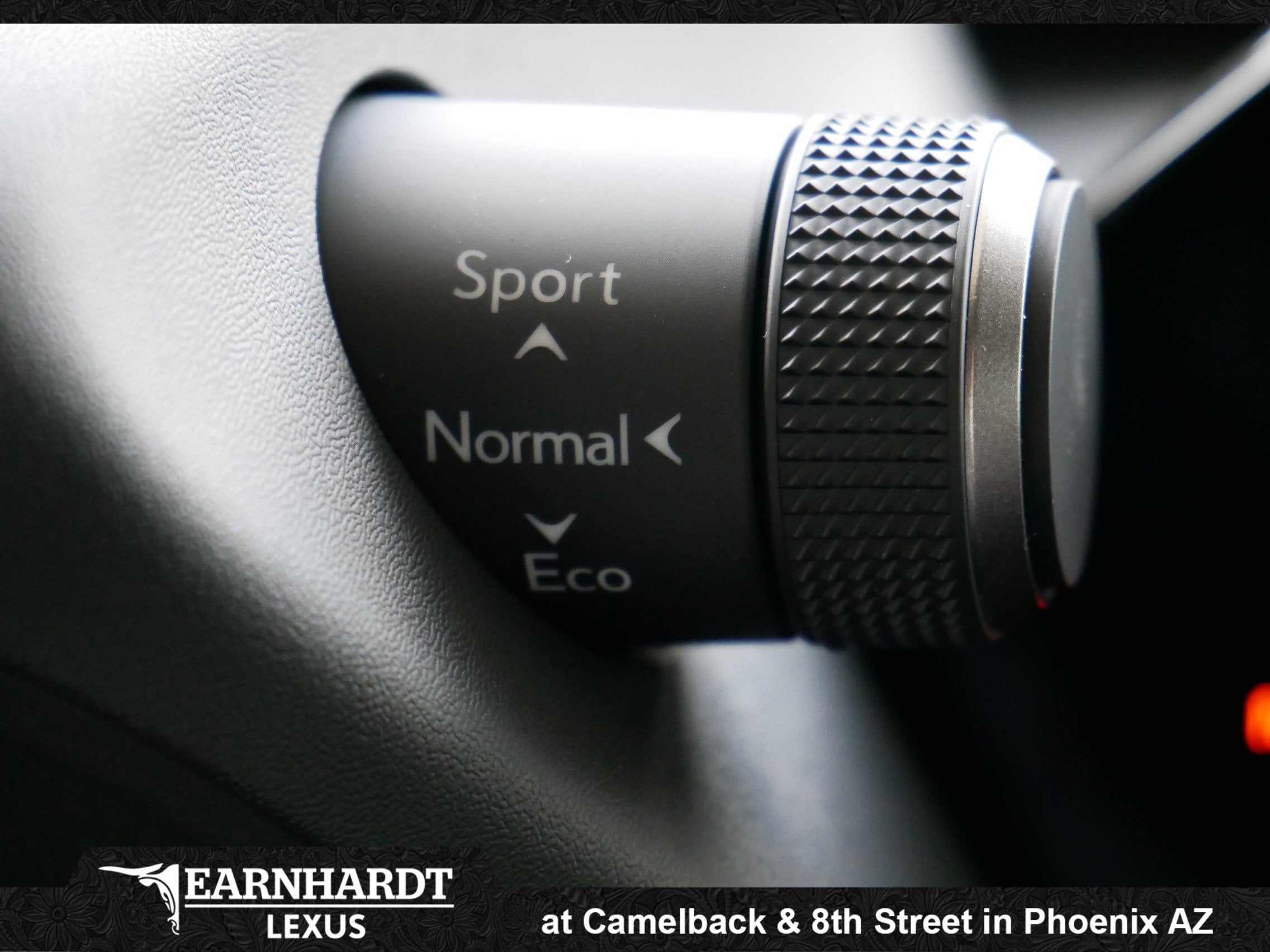 2026 Lexus UX 300h Premium