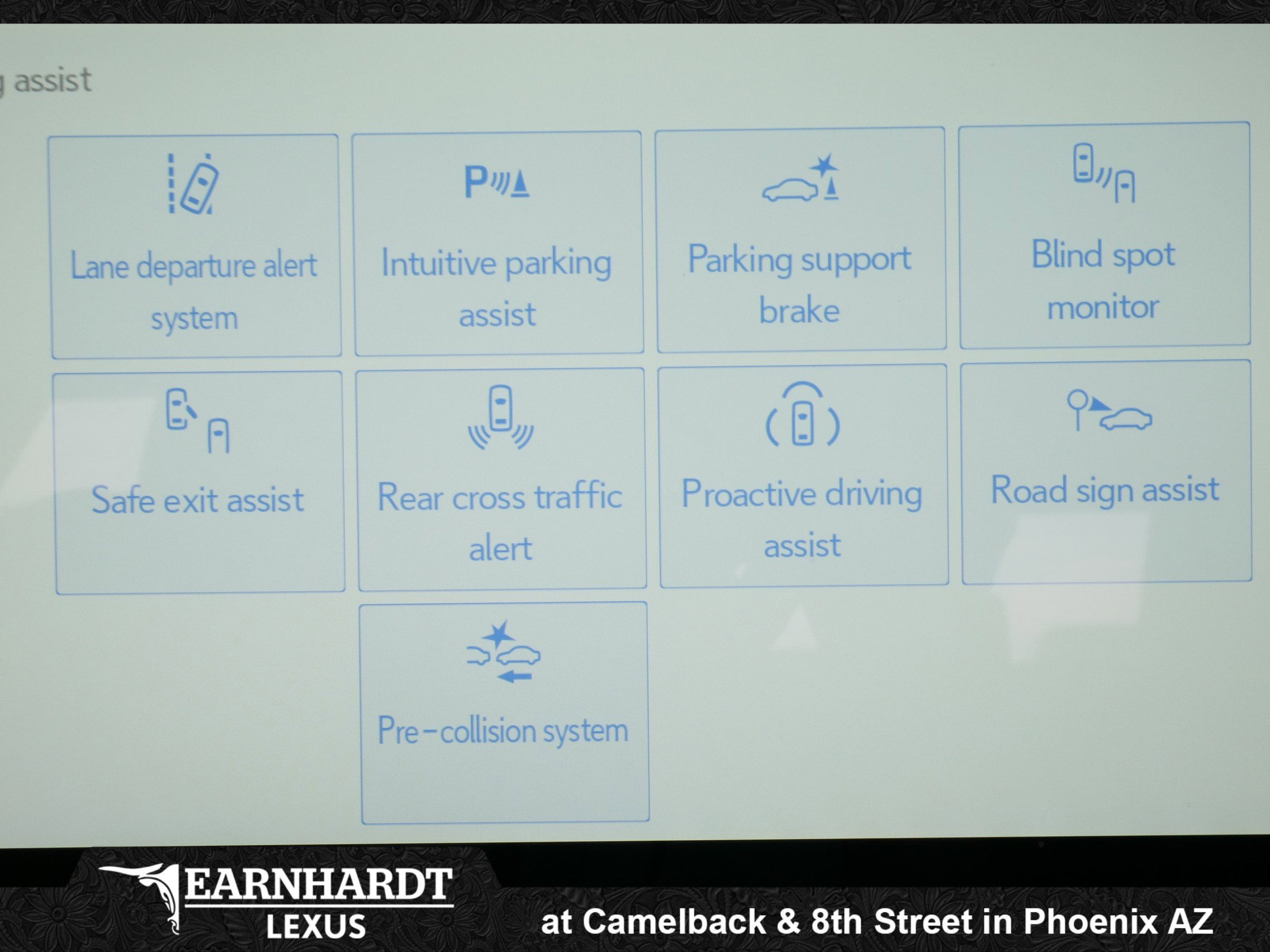 2026 Lexus UX 300h Premium