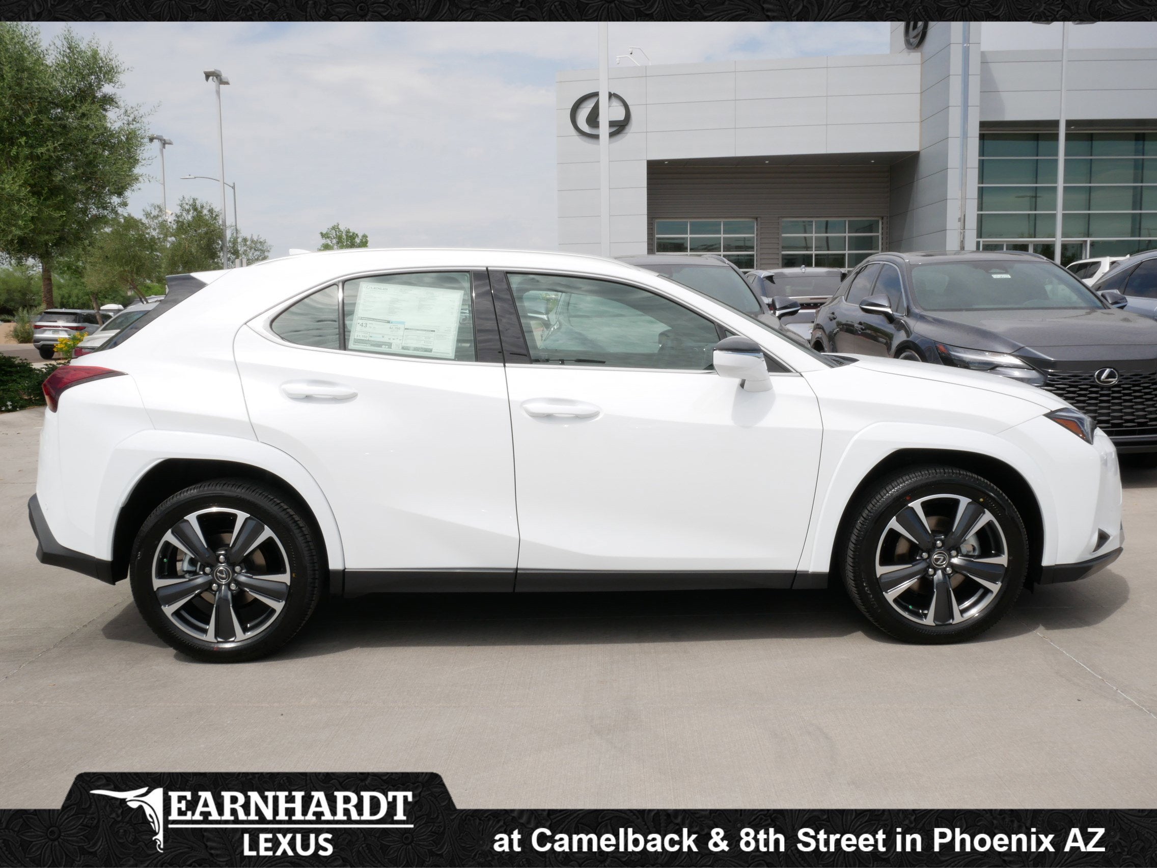2026 Lexus UX 300h Premium