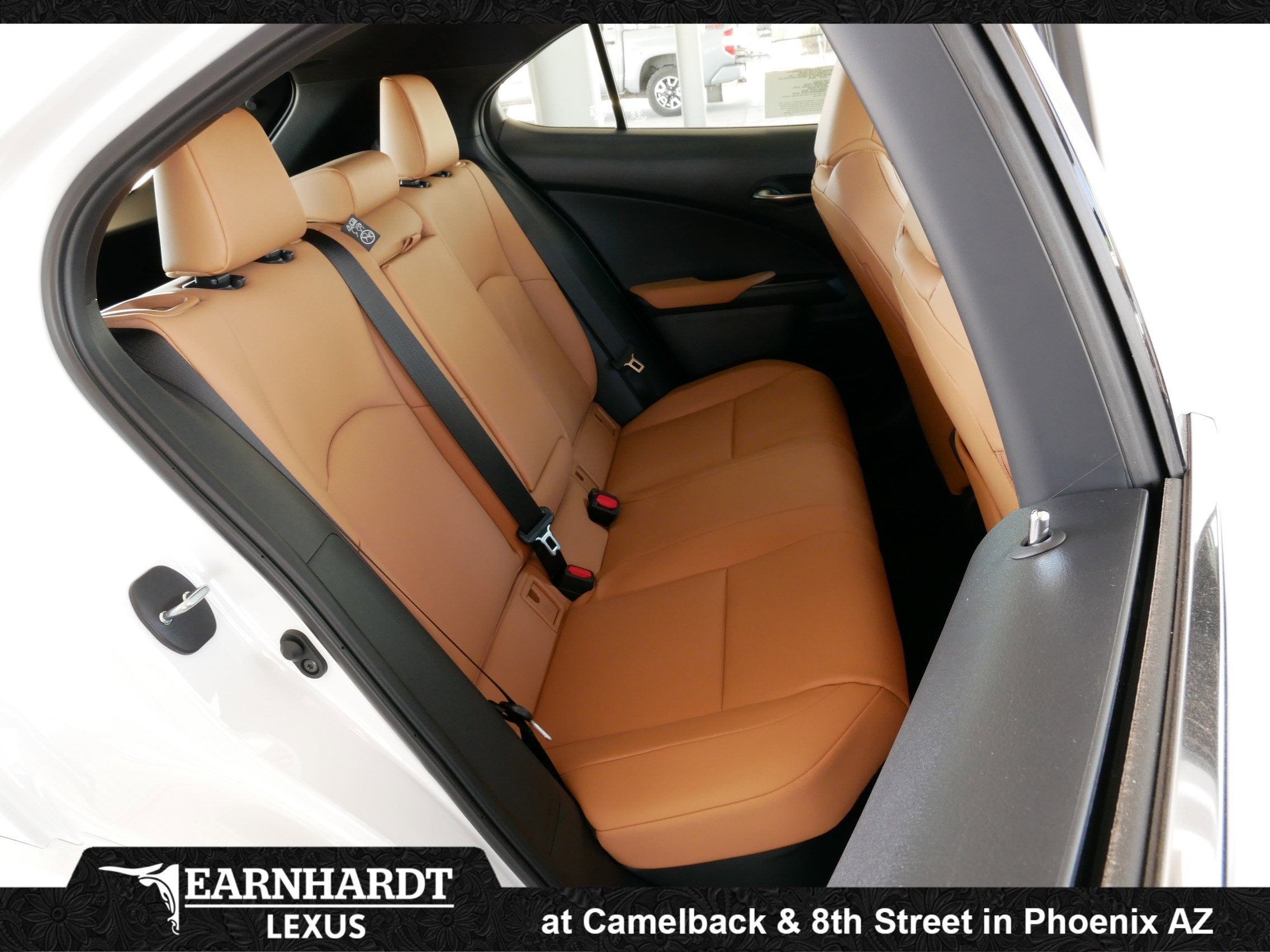 2026 Lexus UX 300h PREMIUM