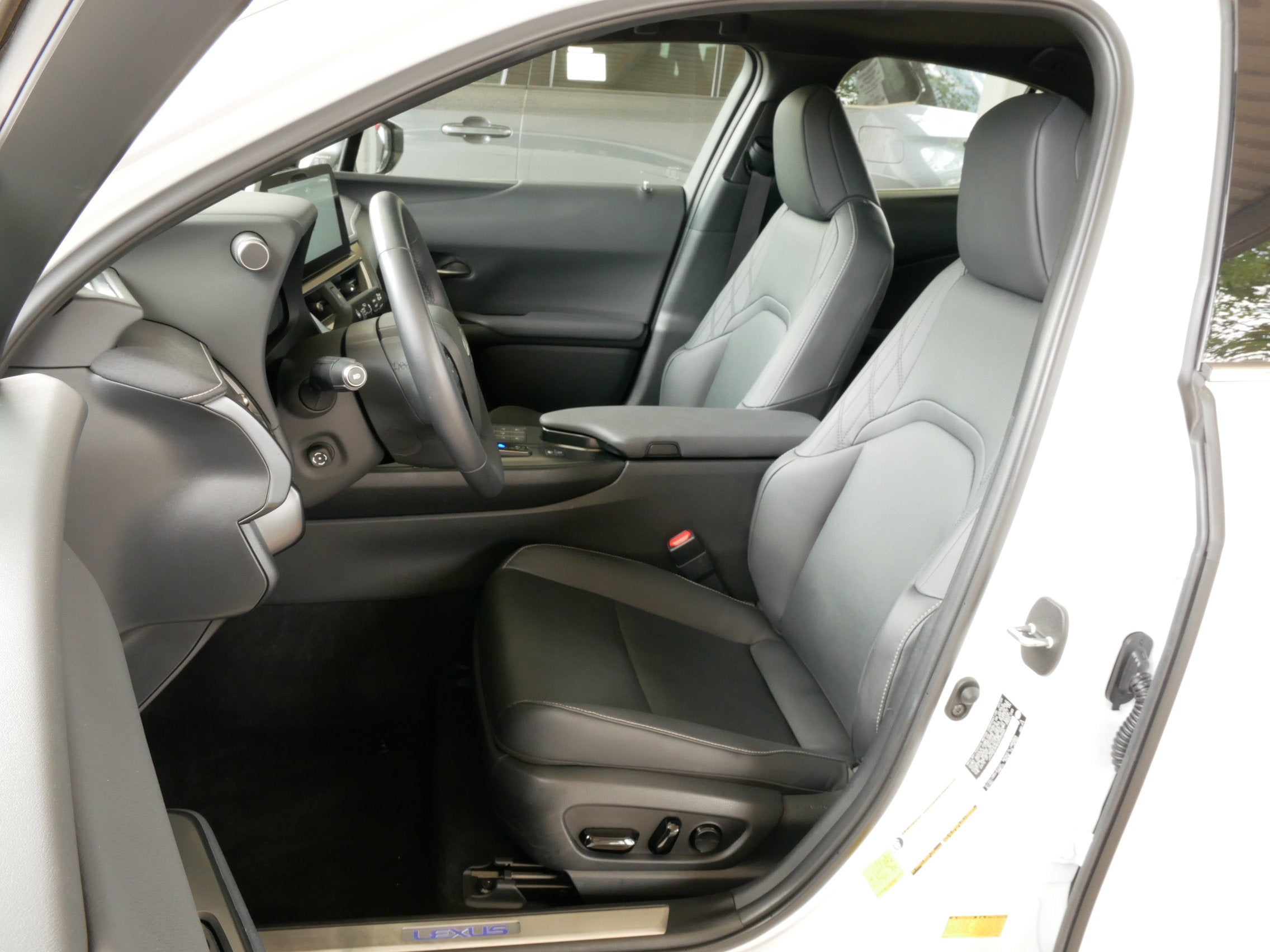 2025 Lexus UX UX 300h Premium