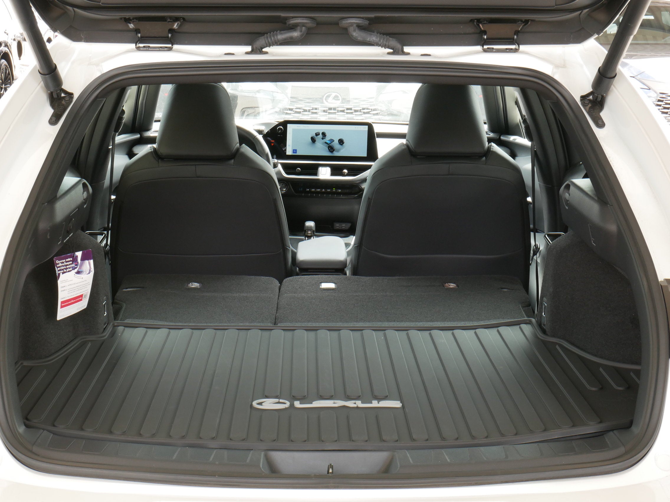 2025 Lexus UX UX 300h Premium