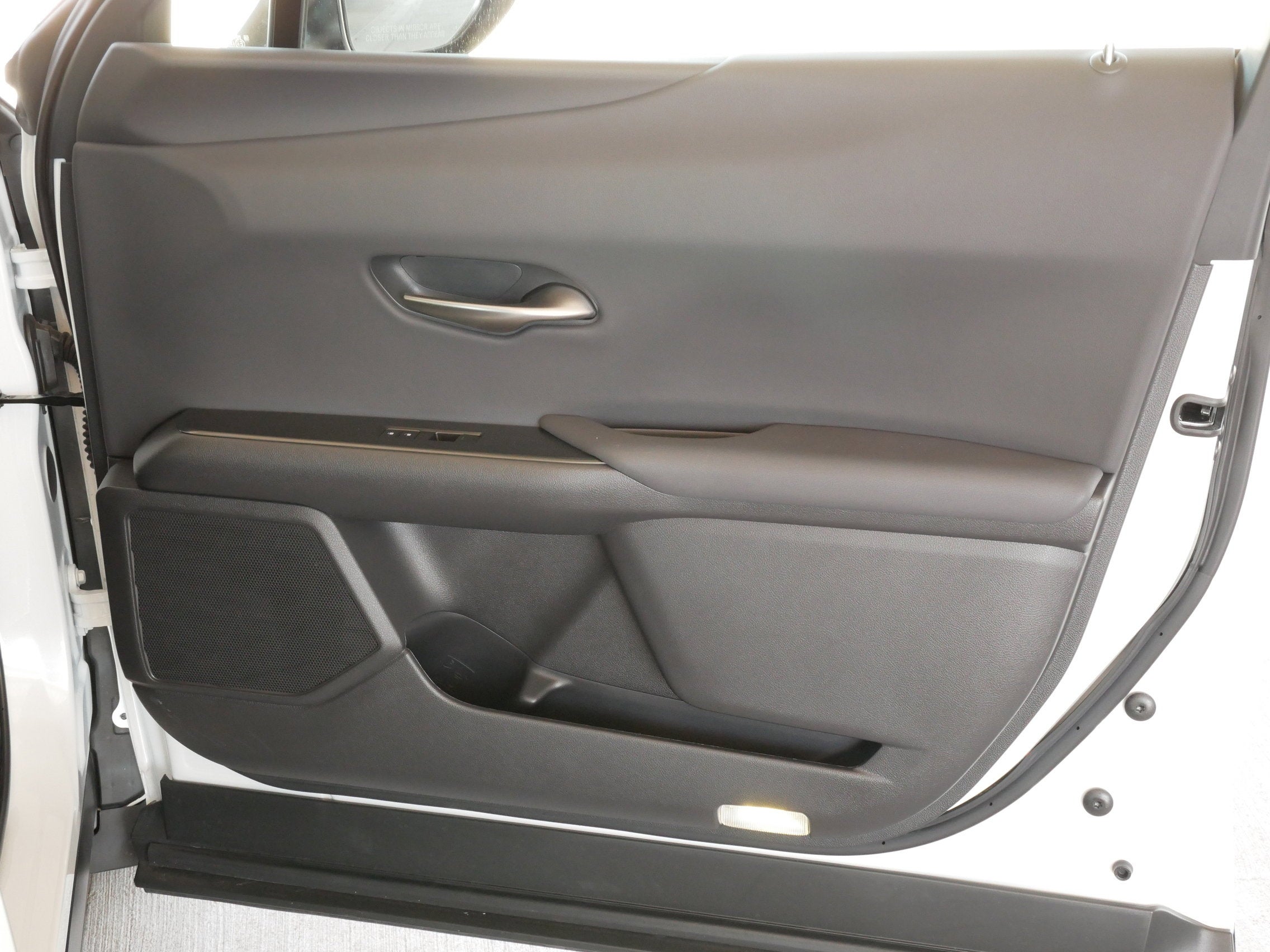 2025 Lexus UX 300h BASE