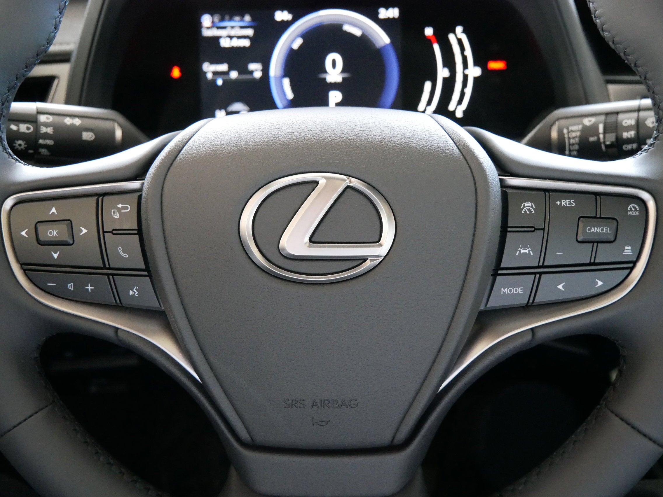 2026 Lexus UX 300h 300h