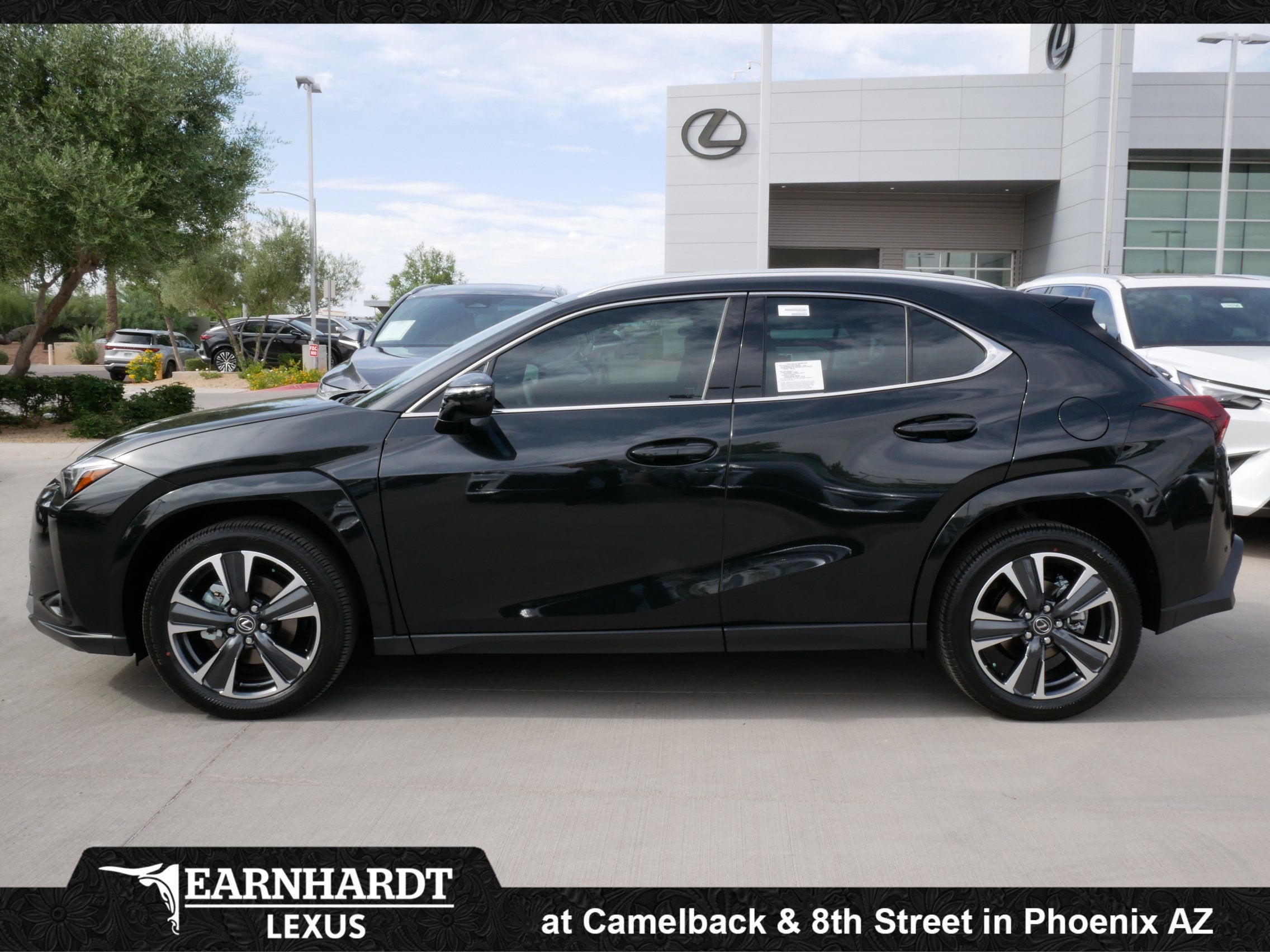 2026 Lexus UX 300h PREMIUM