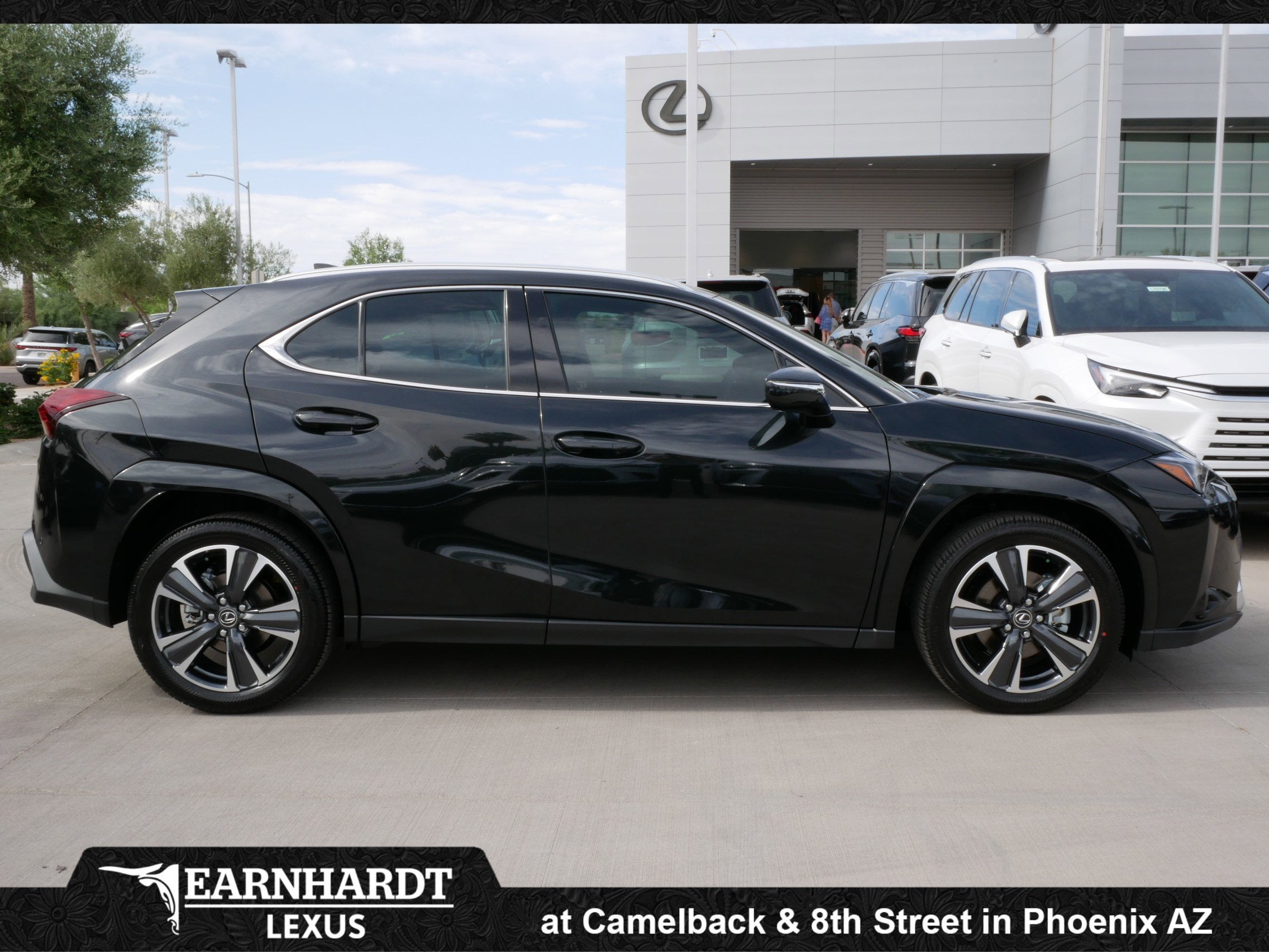 2026 Lexus UX 300h PREMIUM